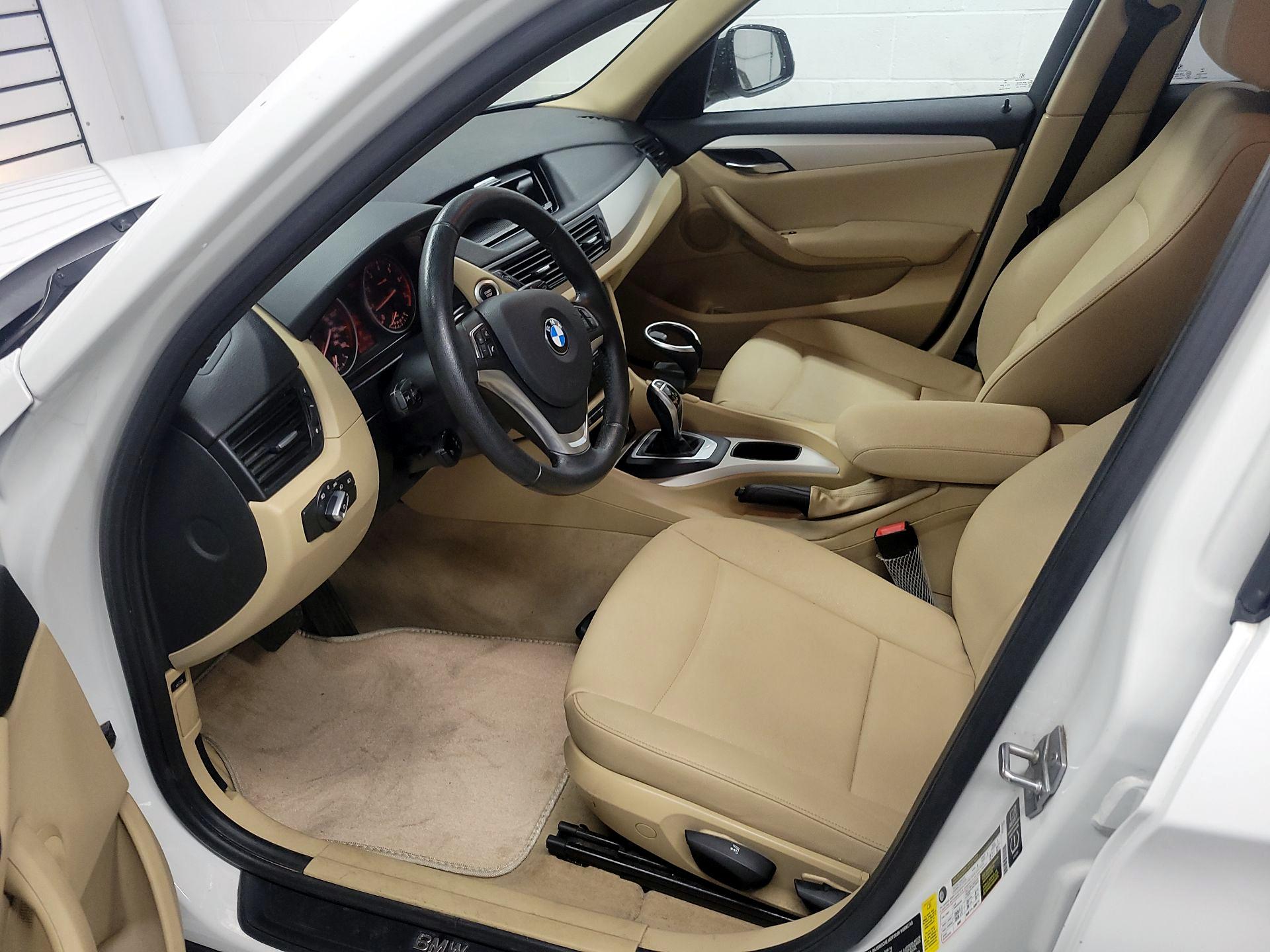 Thumbnail: 2015 BMW X1 - 11