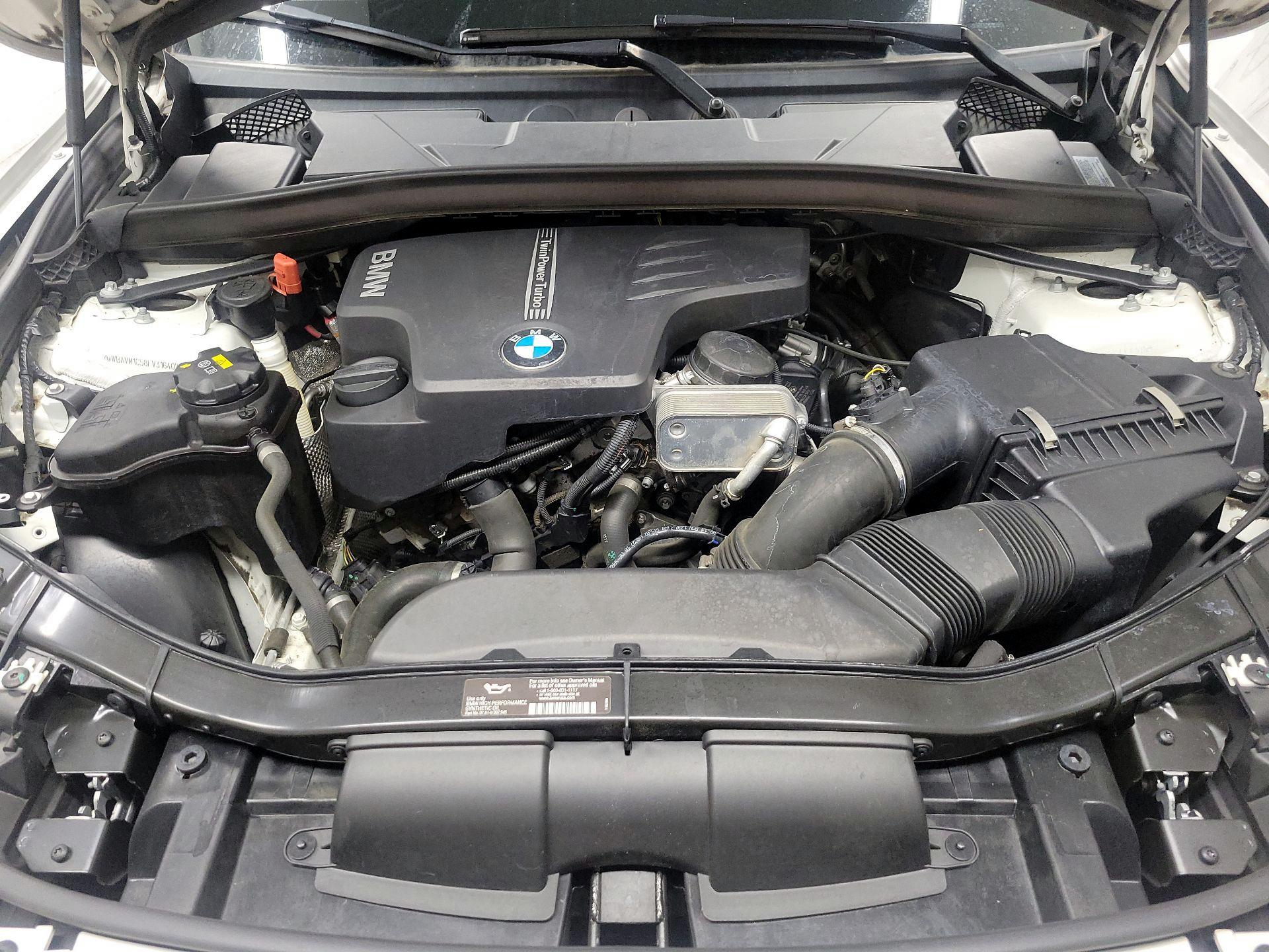 Thumbnail: 2015 BMW X1 - 18