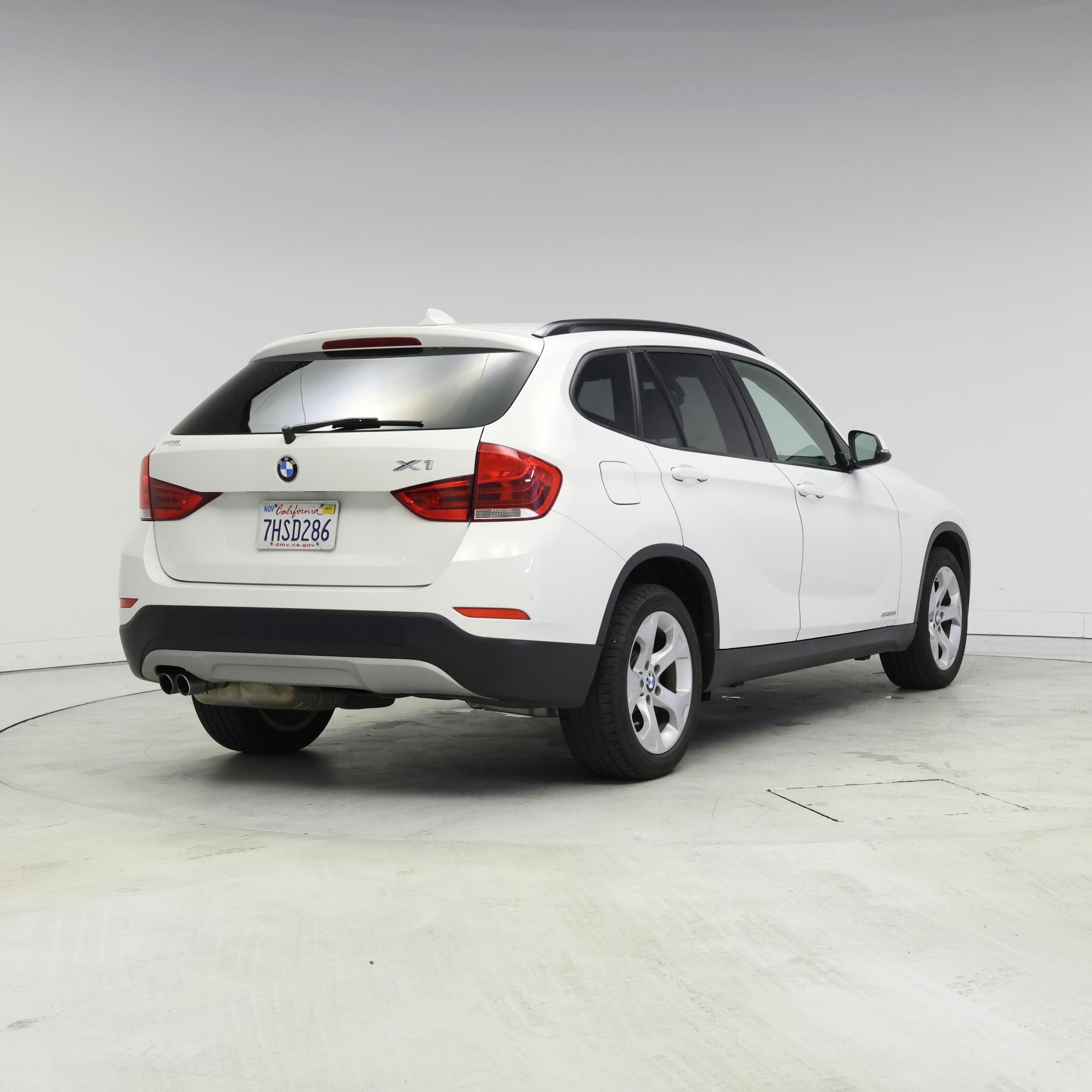Thumbnail: 2015 BMW X1 - 8