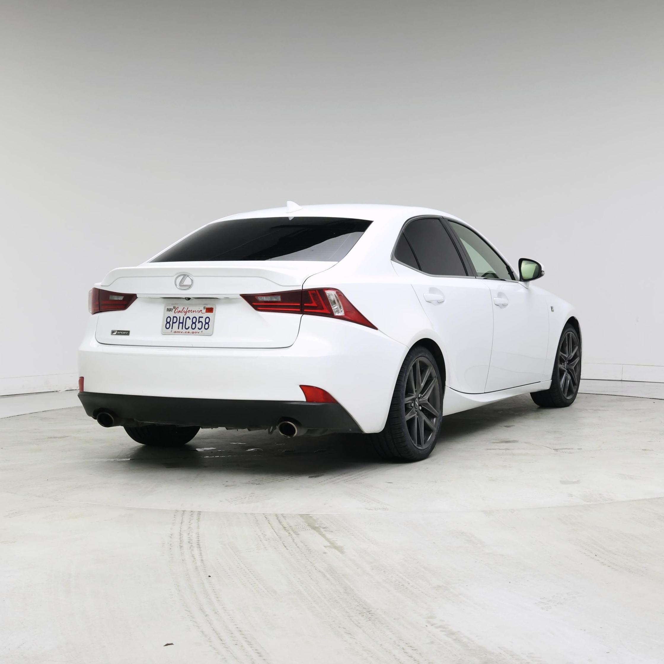 Thumbnail: 2016 Lexus IS - 8
