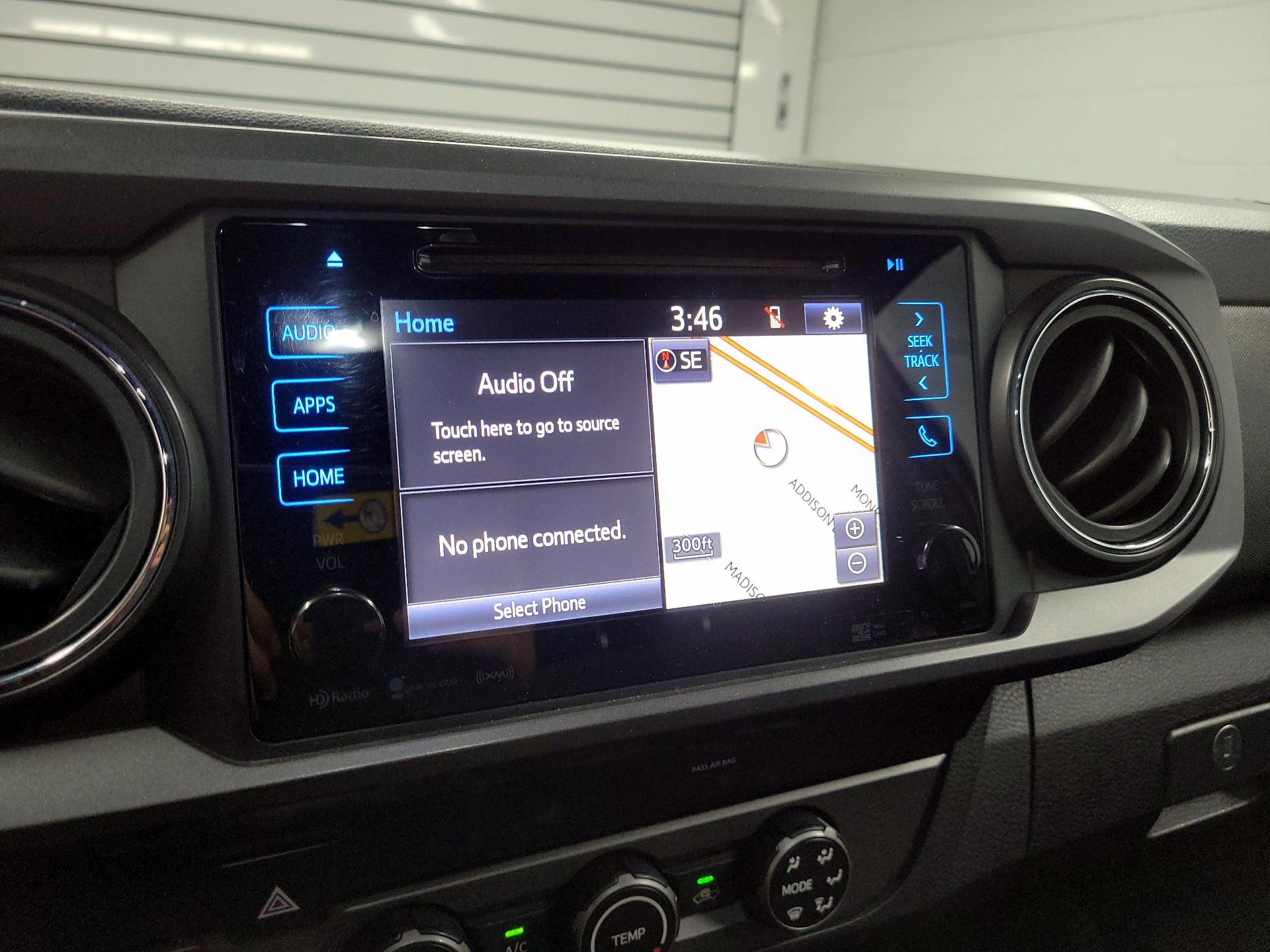 Thumbnail: 2019 Toyota Tacoma - 13
