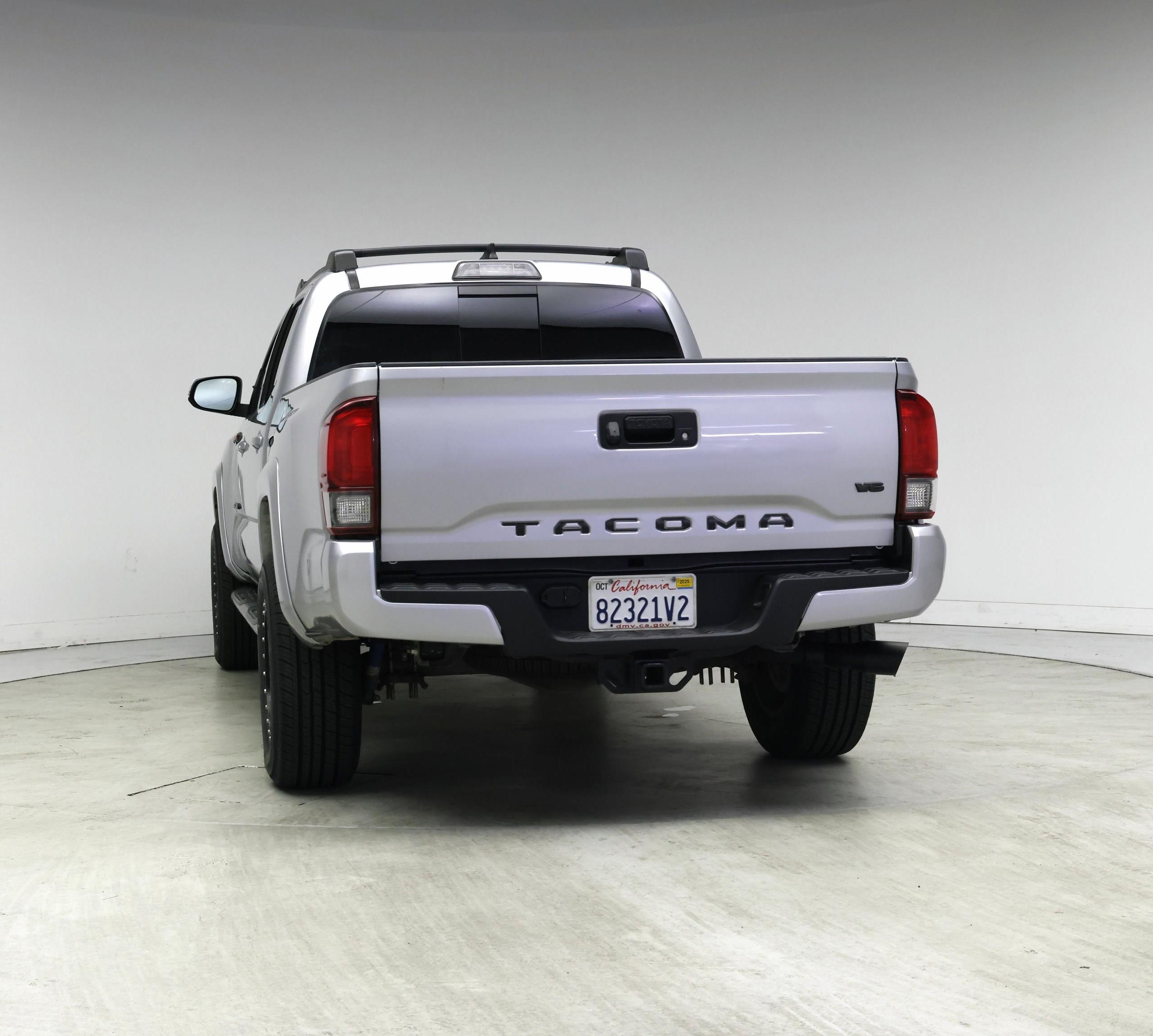 Thumbnail: 2019 Toyota Tacoma - 6