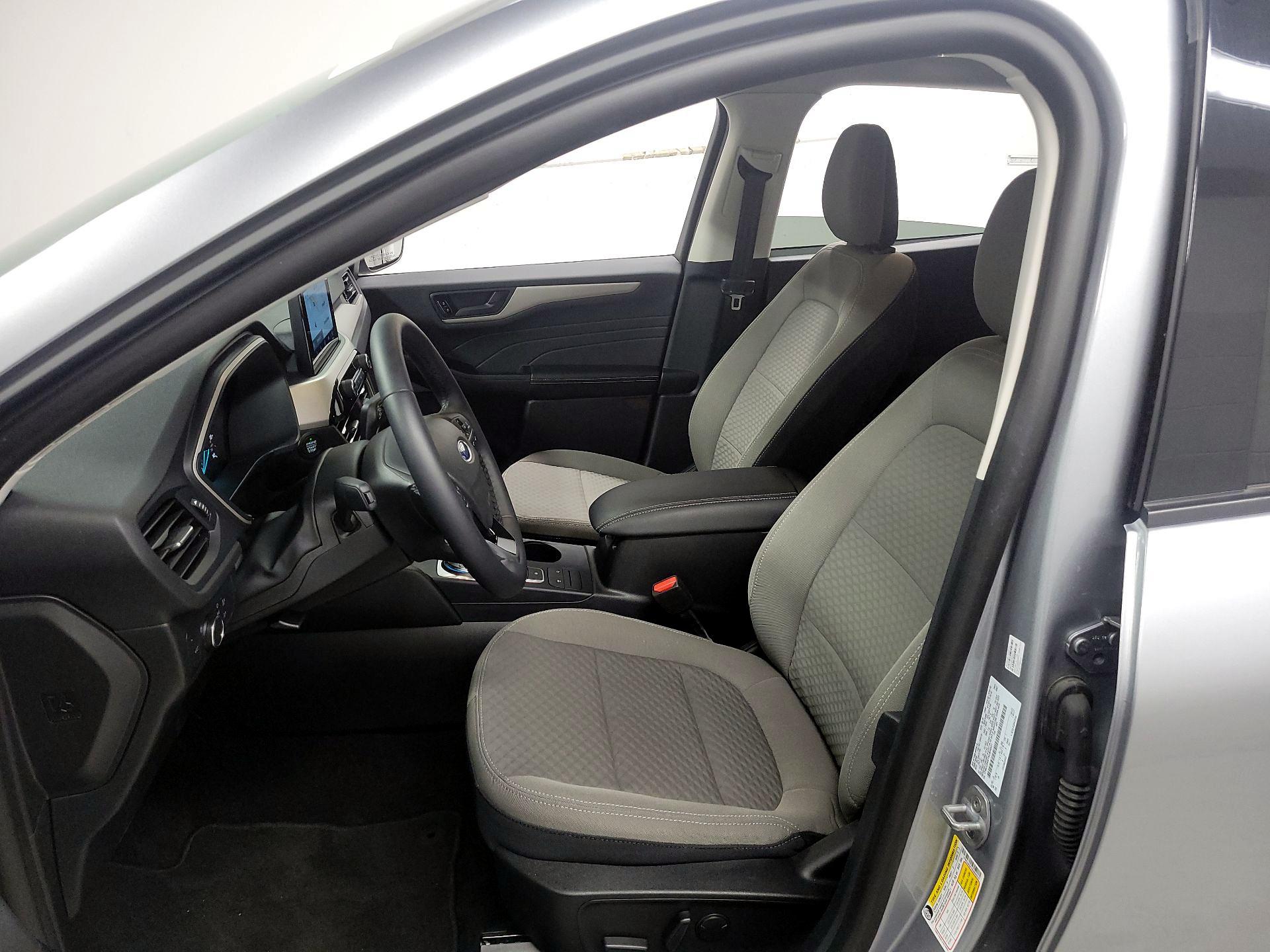 Thumbnail: 2022 Ford Escape - 11