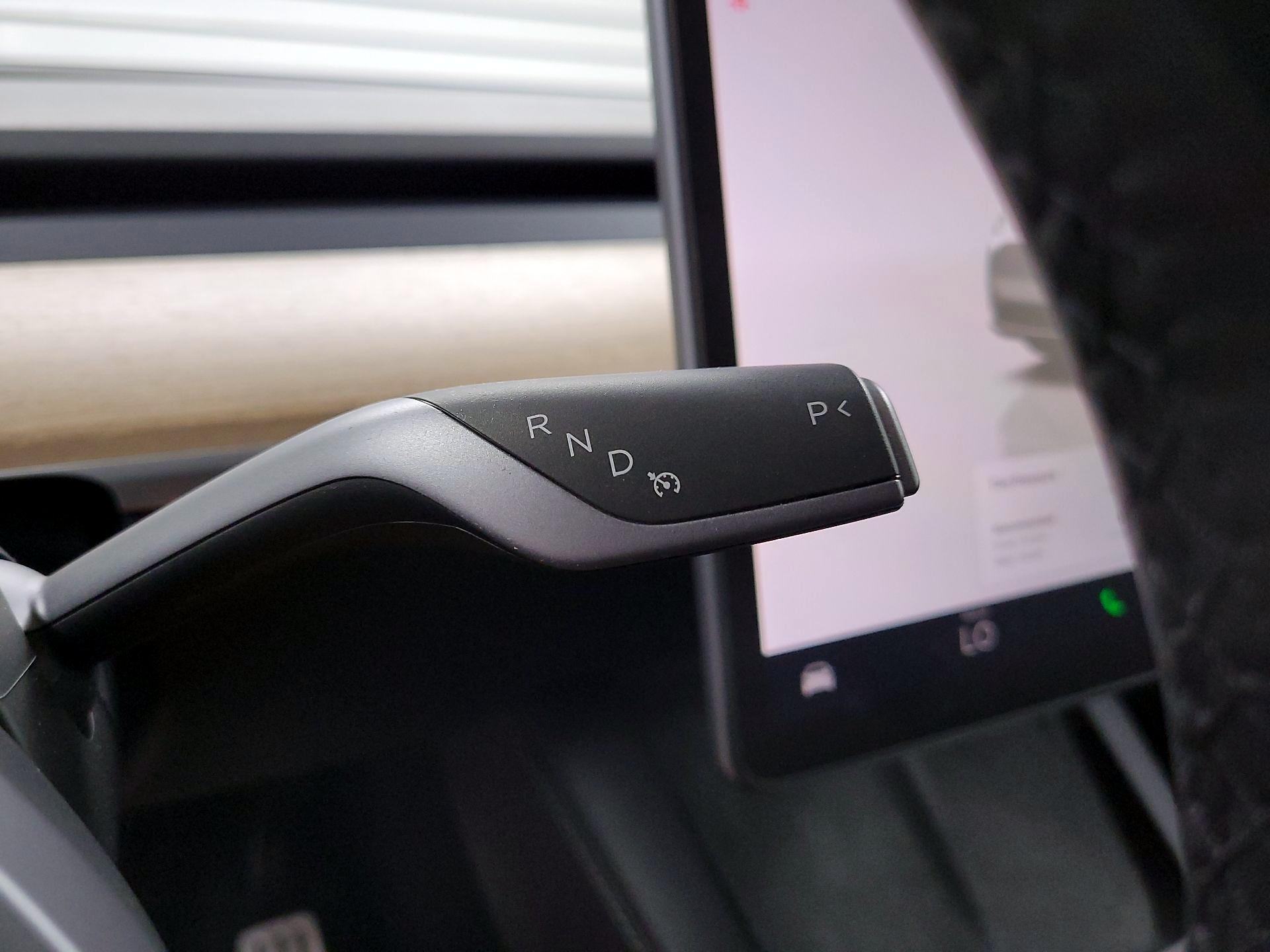 Thumbnail: 2022 Tesla Model Y - 17