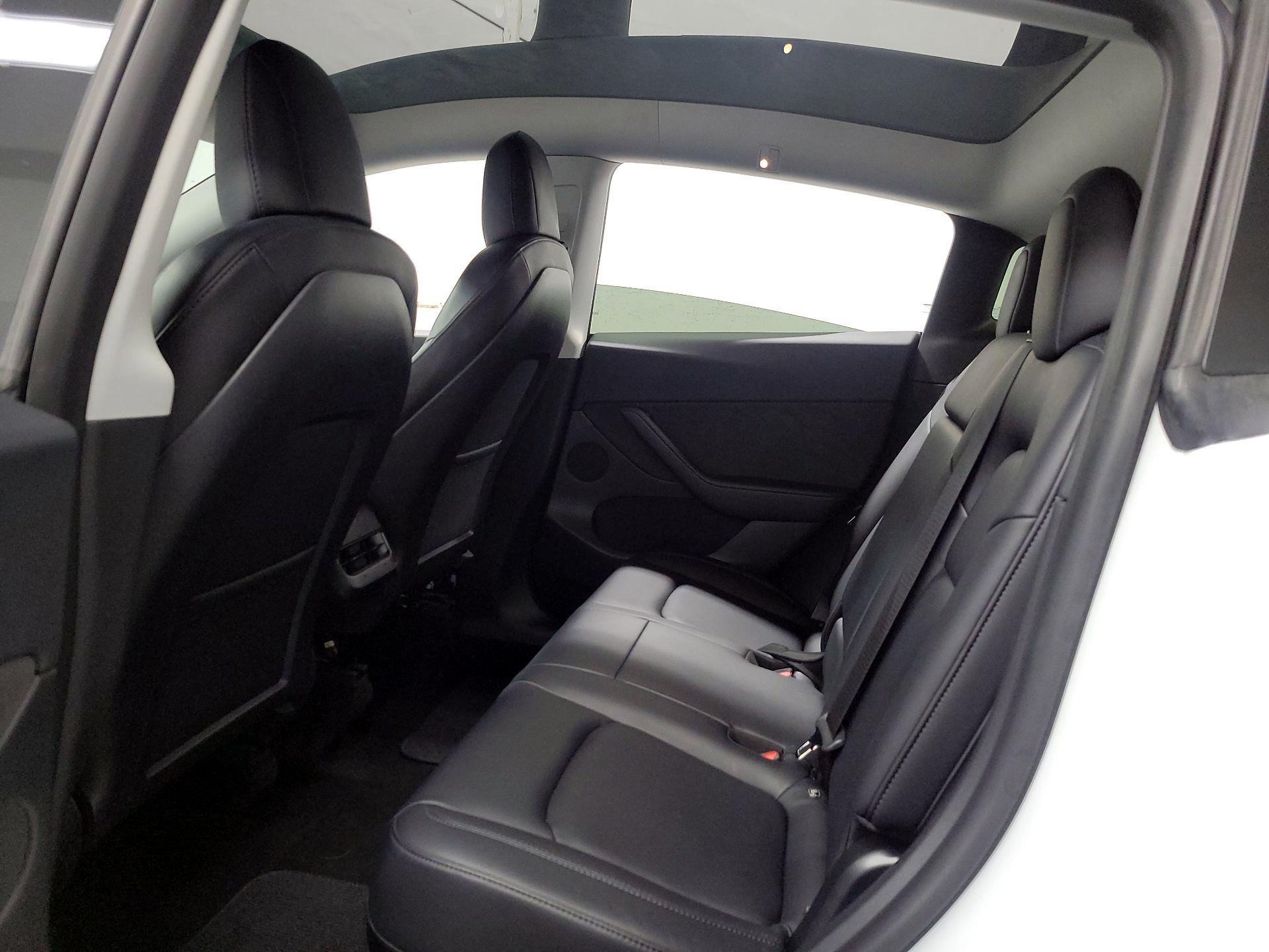 Thumbnail: 2021 Tesla Model Y - 17