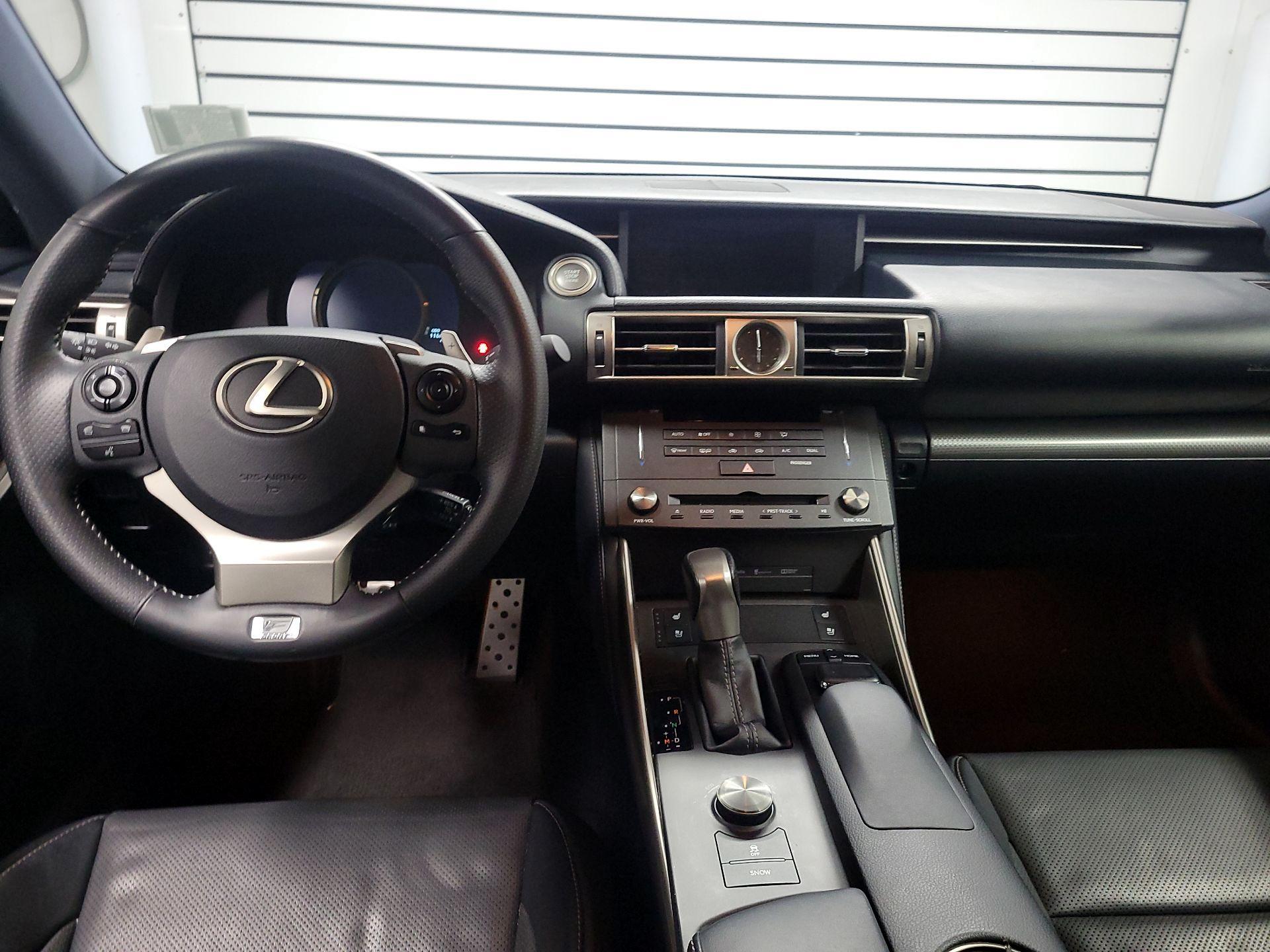 Thumbnail: 2015 Lexus IS - 9