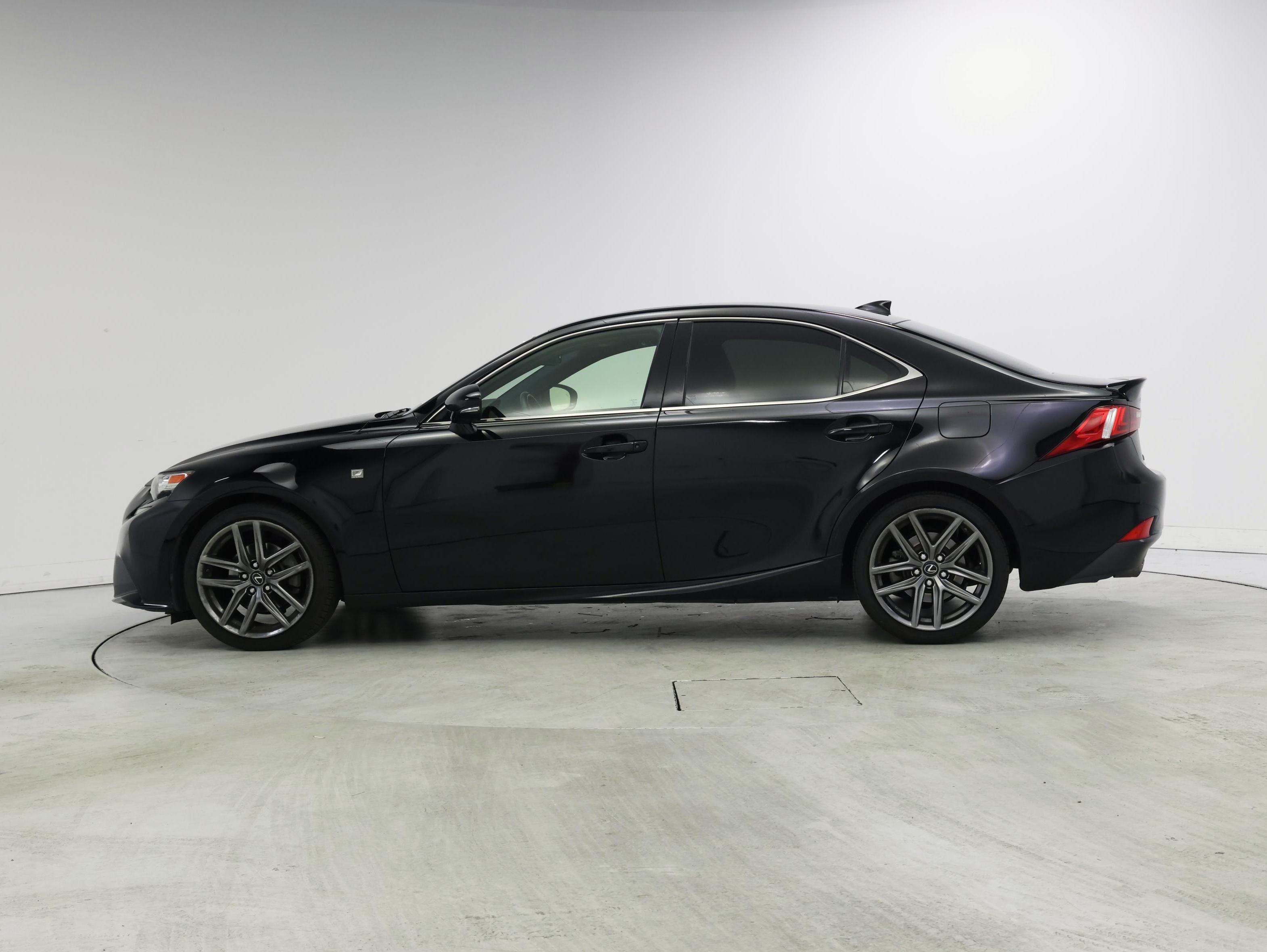 Thumbnail: 2015 Lexus IS - 3