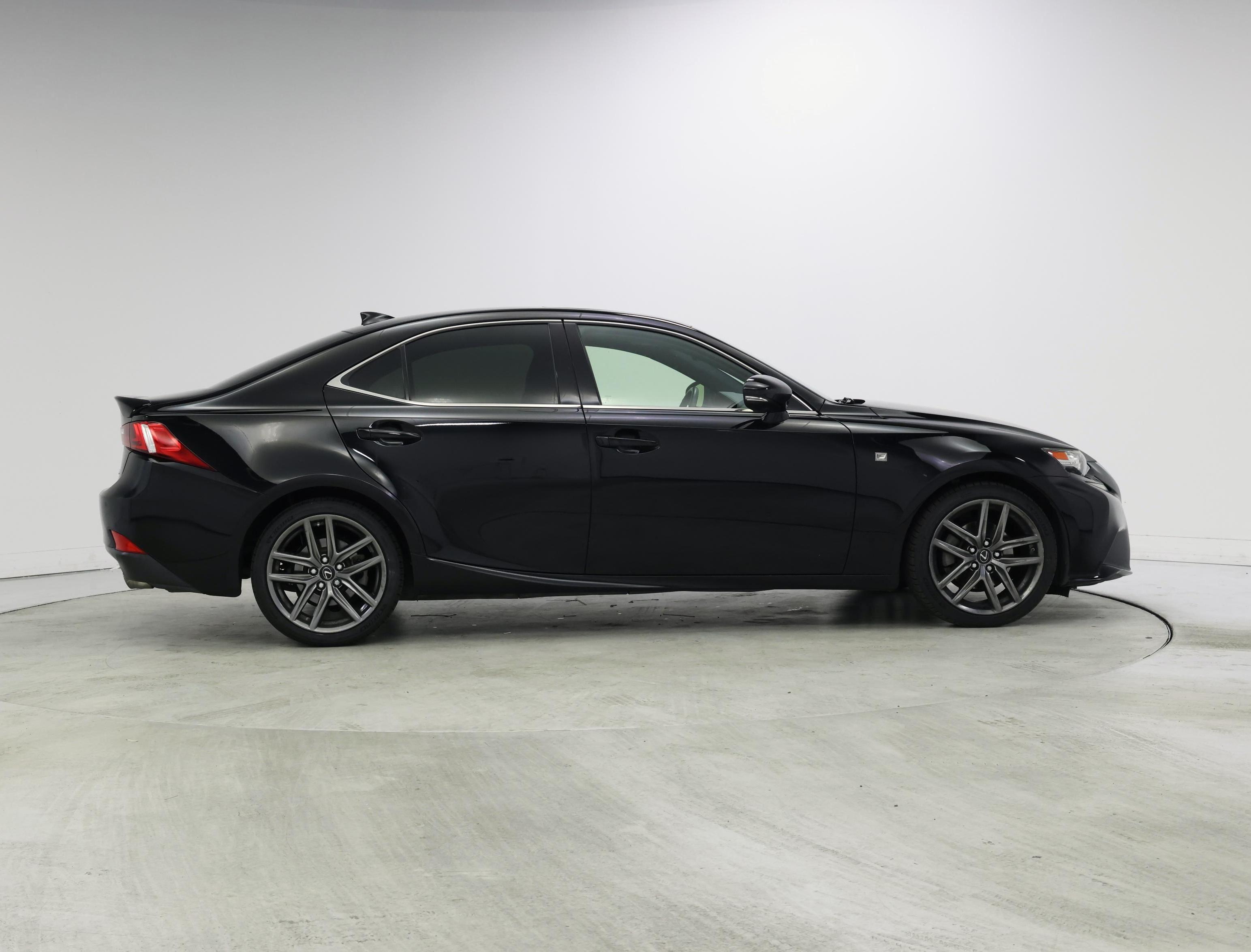 Thumbnail: 2015 Lexus IS - 7
