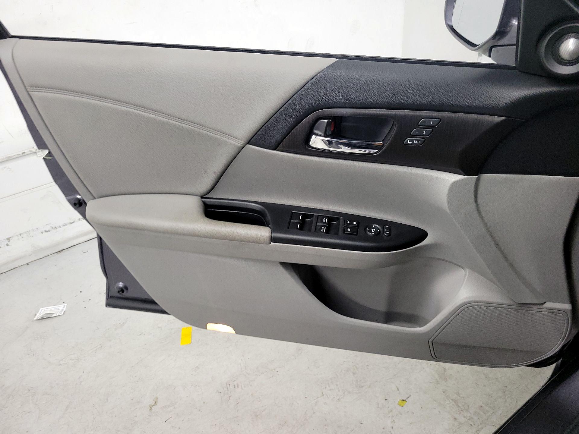 Thumbnail: 2014 Honda Accord - 12