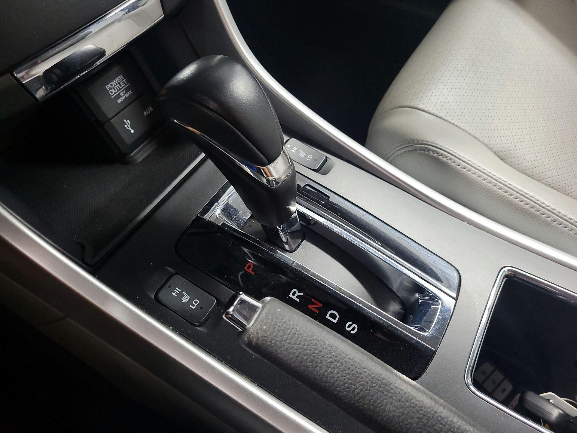 Thumbnail: 2014 Honda Accord - 17