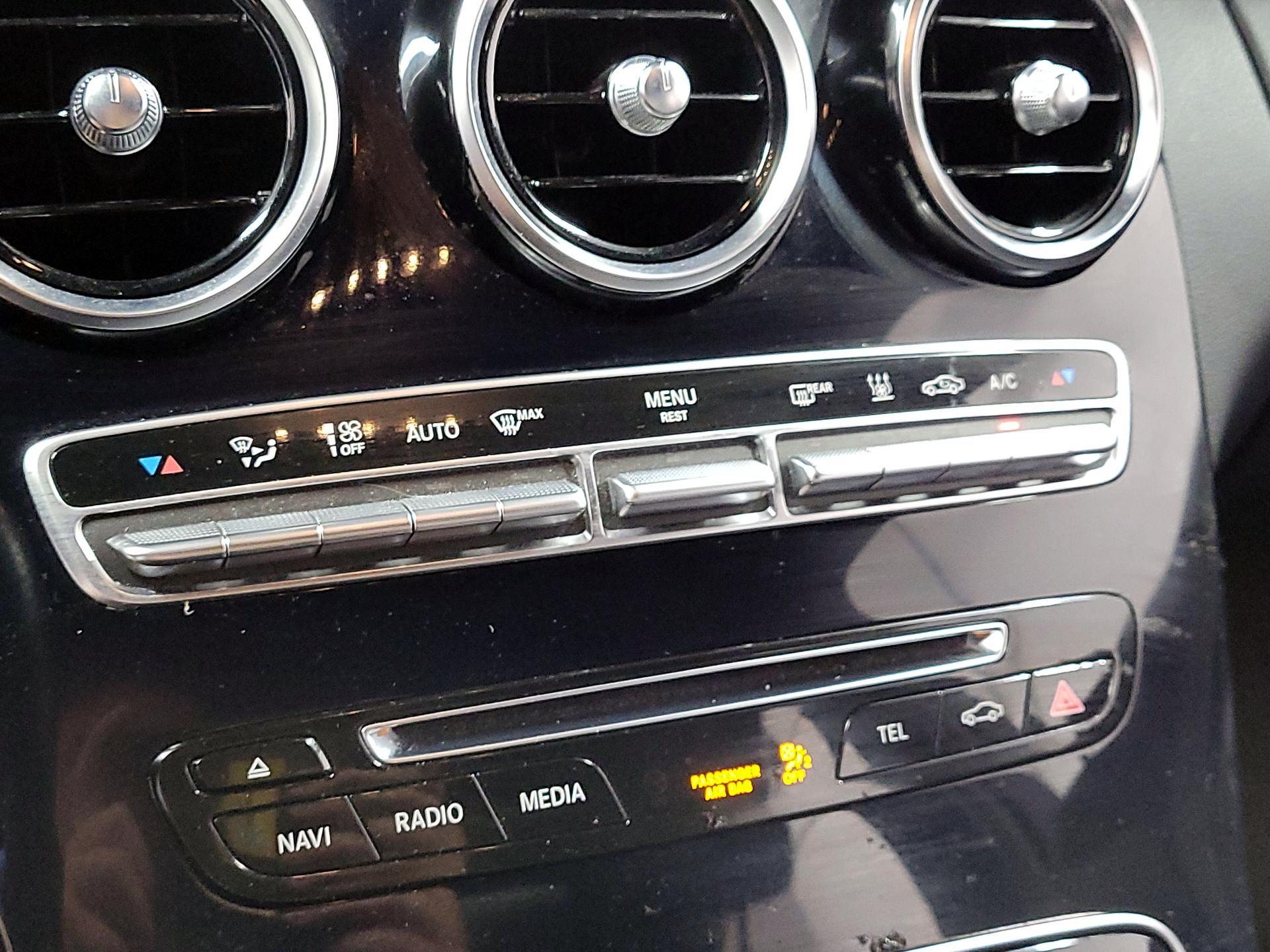 Thumbnail: 2018 Mercedes-Benz C-Class - 14