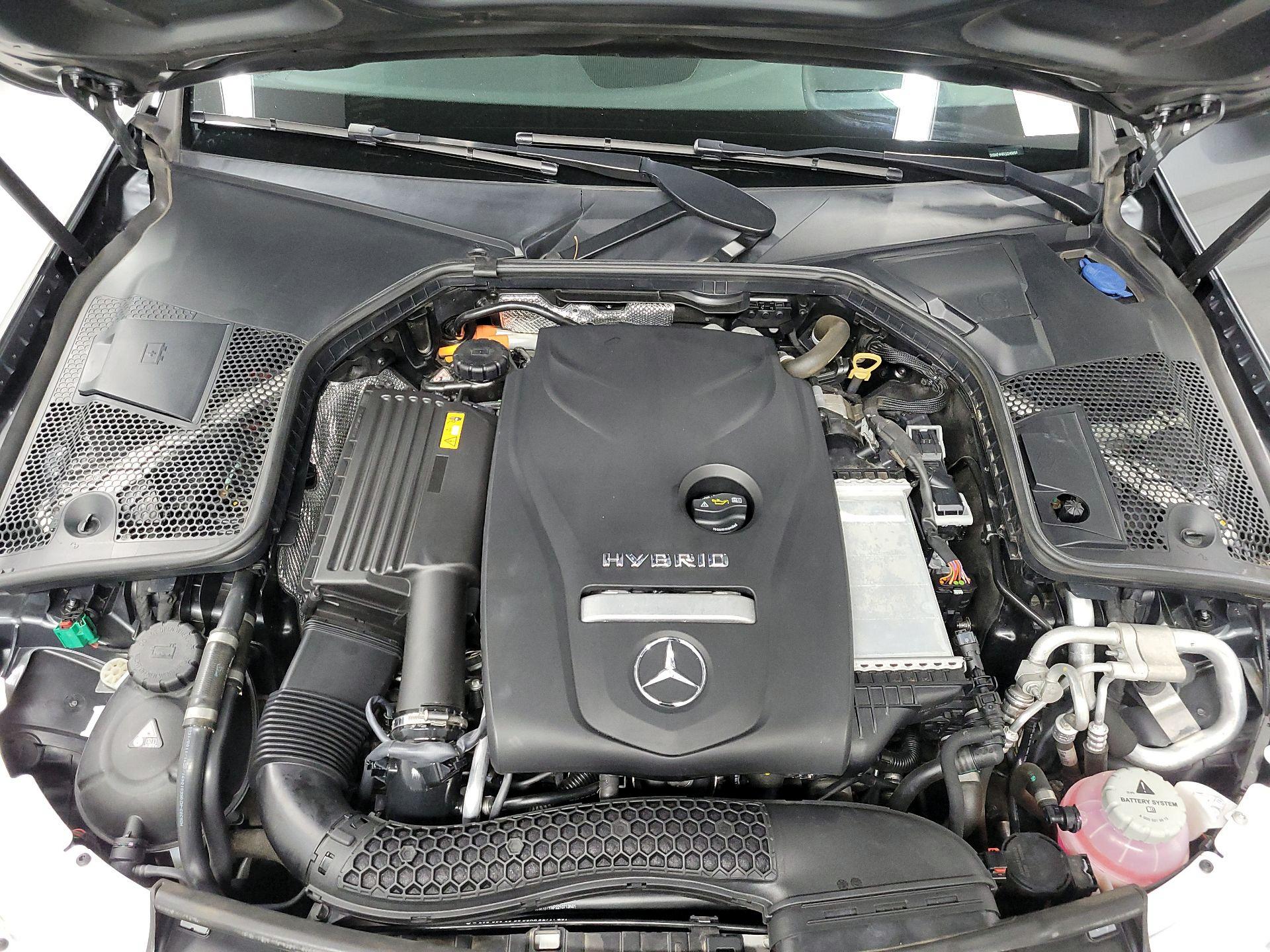 Thumbnail: 2018 Mercedes-Benz C-Class - 18