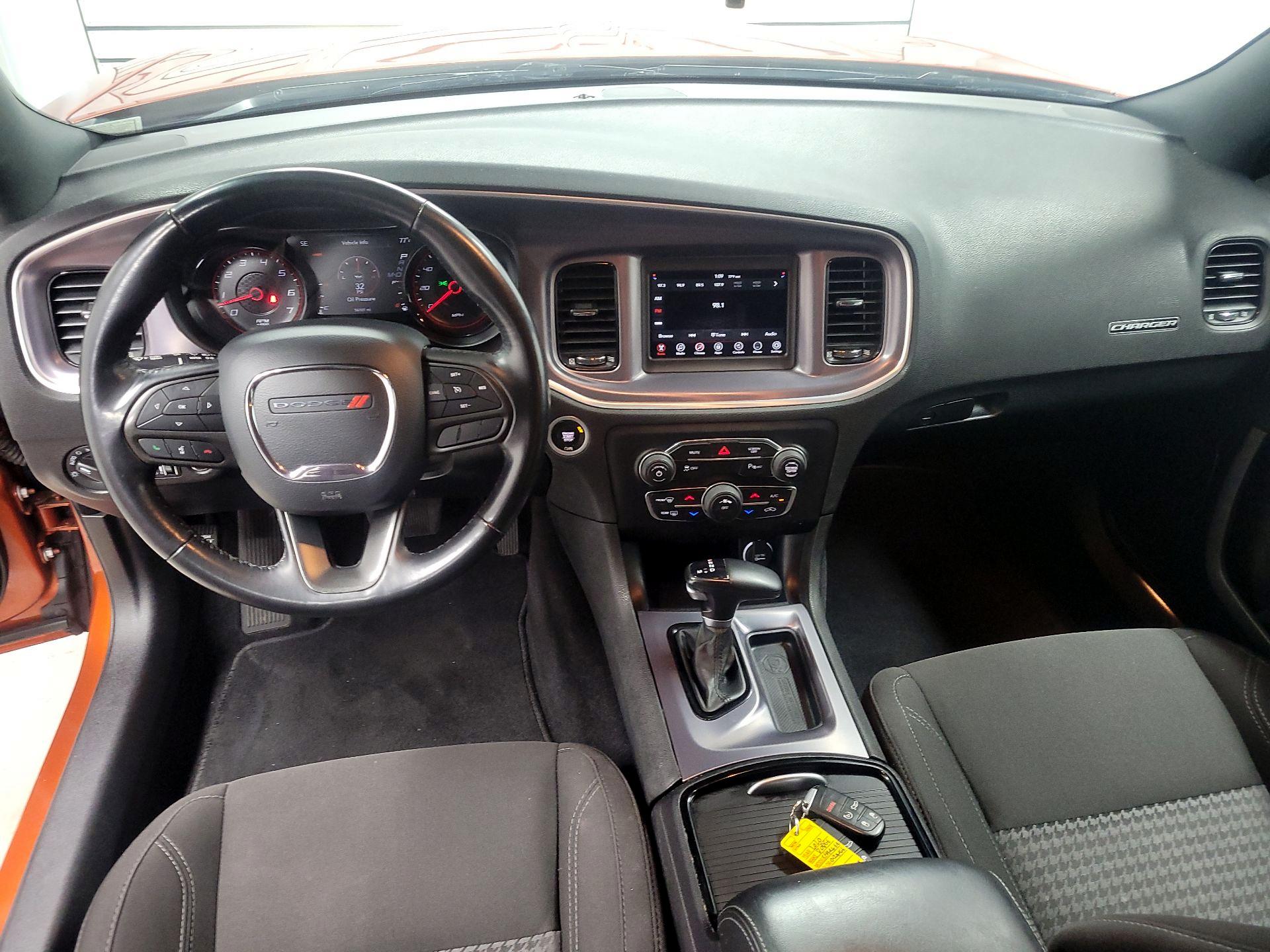 Thumbnail: 2020 Dodge Charger - 9
