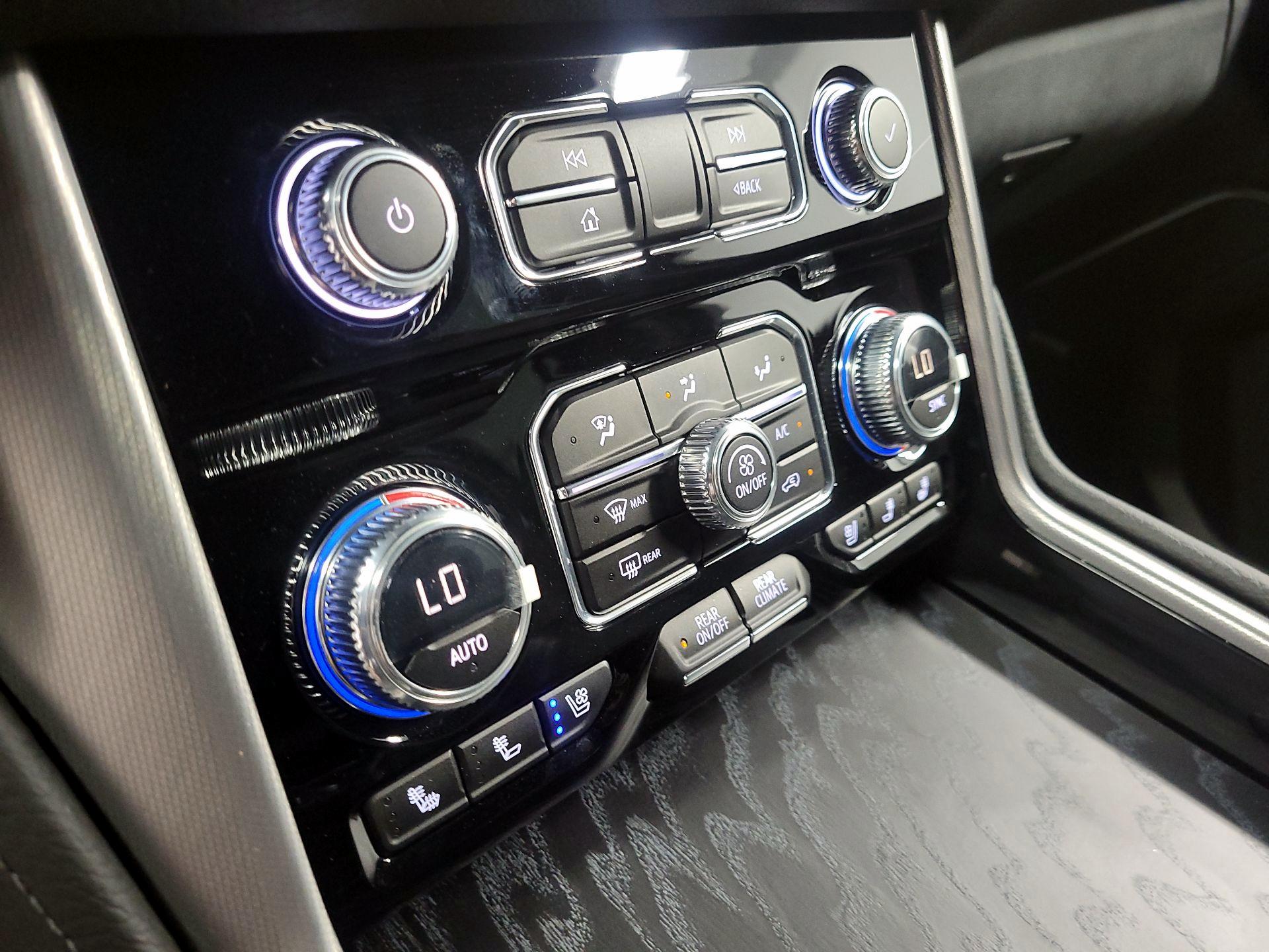 Thumbnail: 2023 GMC Yukon - 15