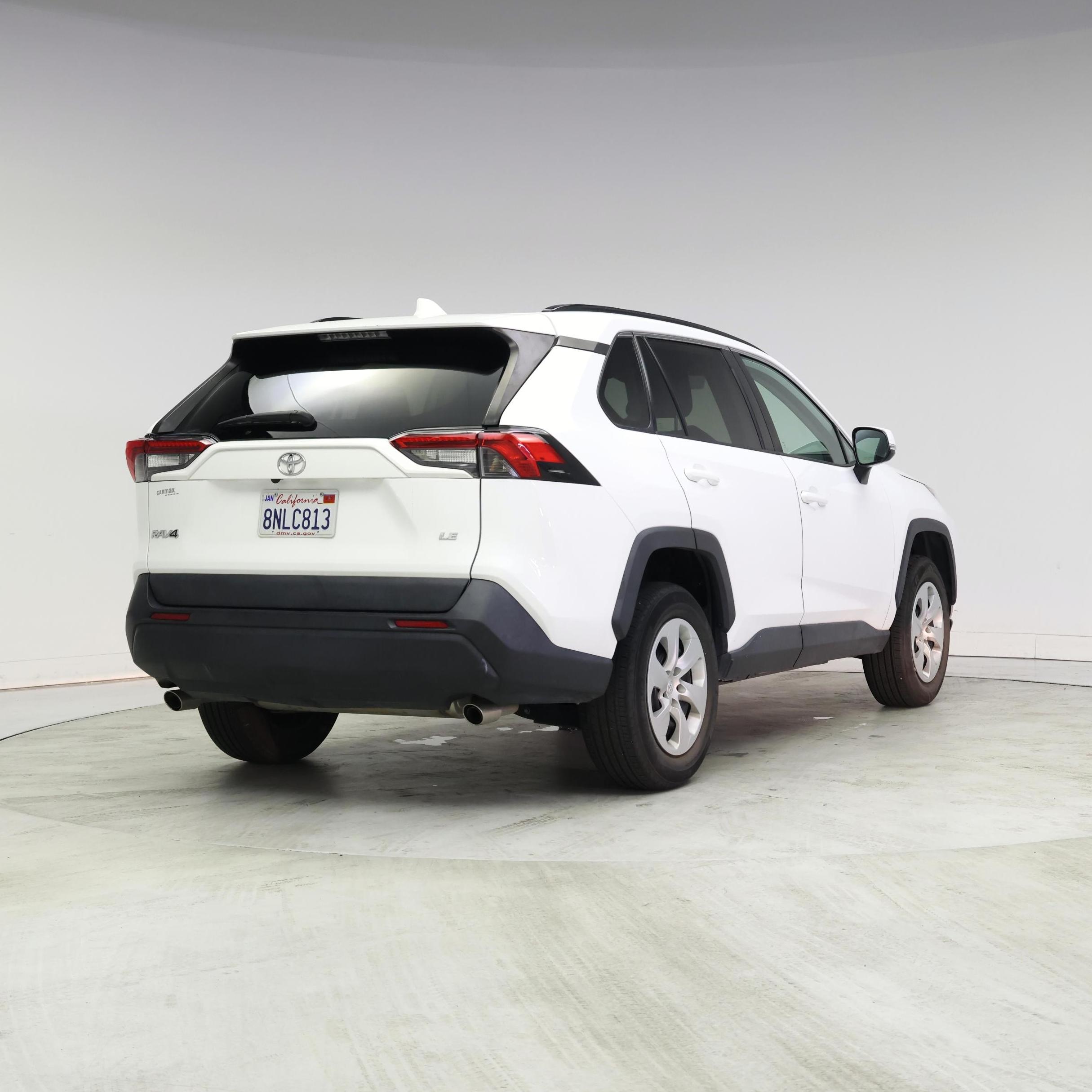 Thumbnail: 2020 Toyota RAV4 - 8