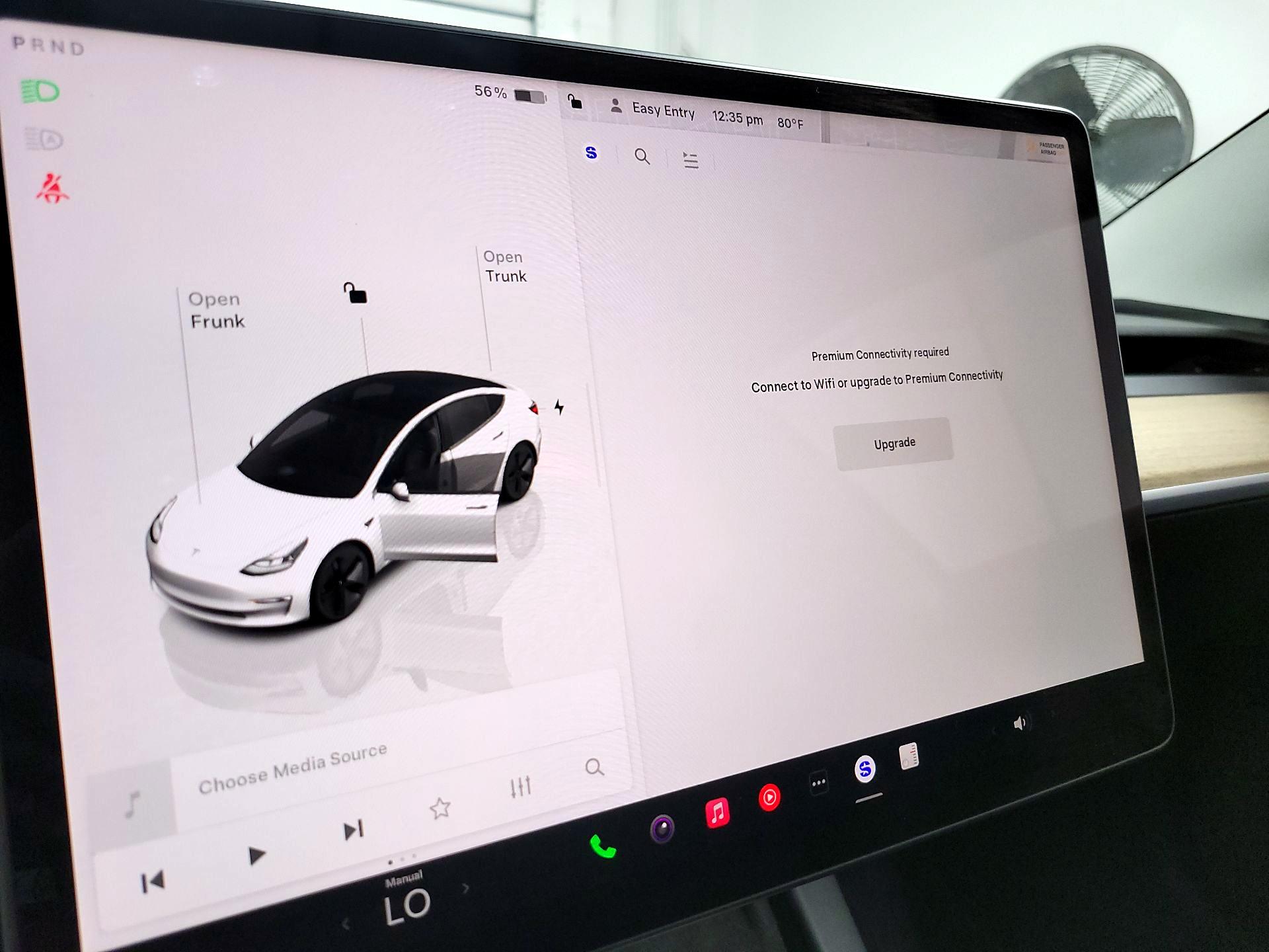 Thumbnail: 2023 Tesla Model 3 - 15