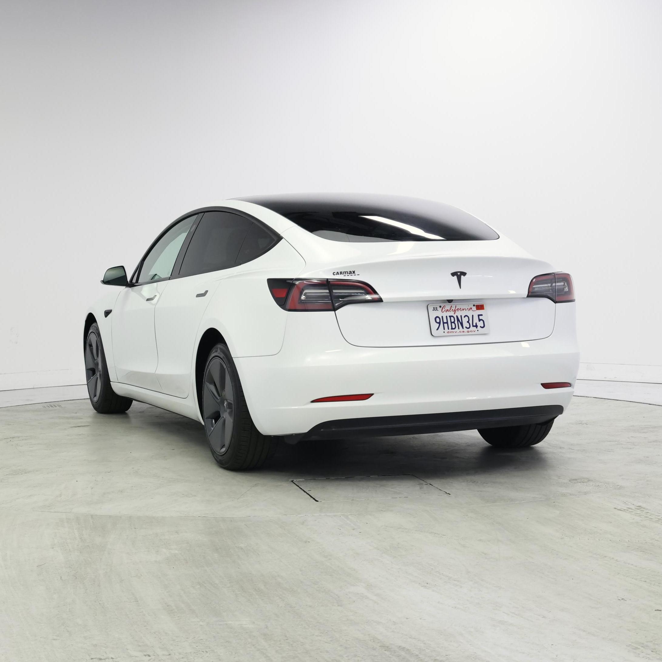 Thumbnail: 2023 Tesla Model 3 - 2
