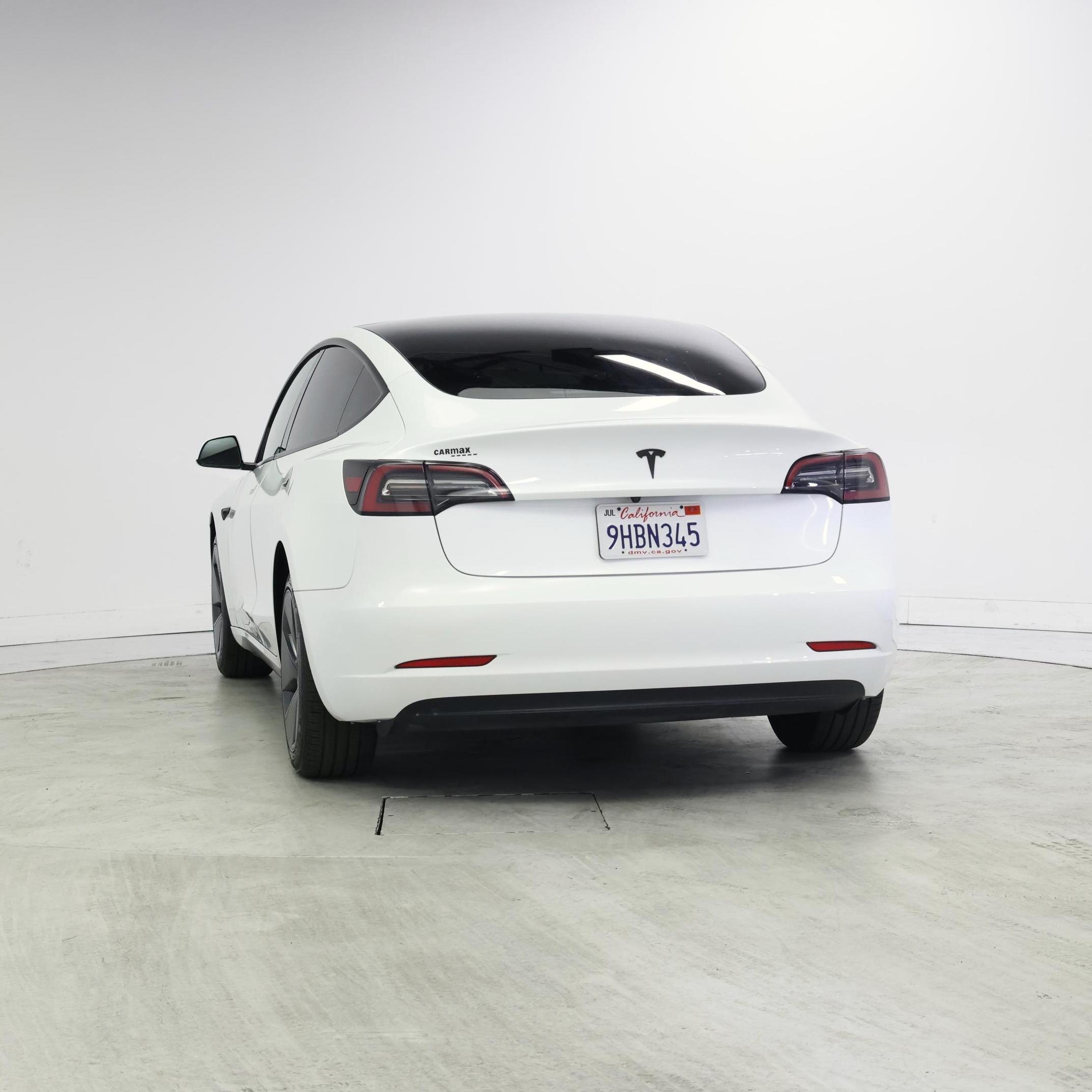 Thumbnail: 2023 Tesla Model 3 - 6