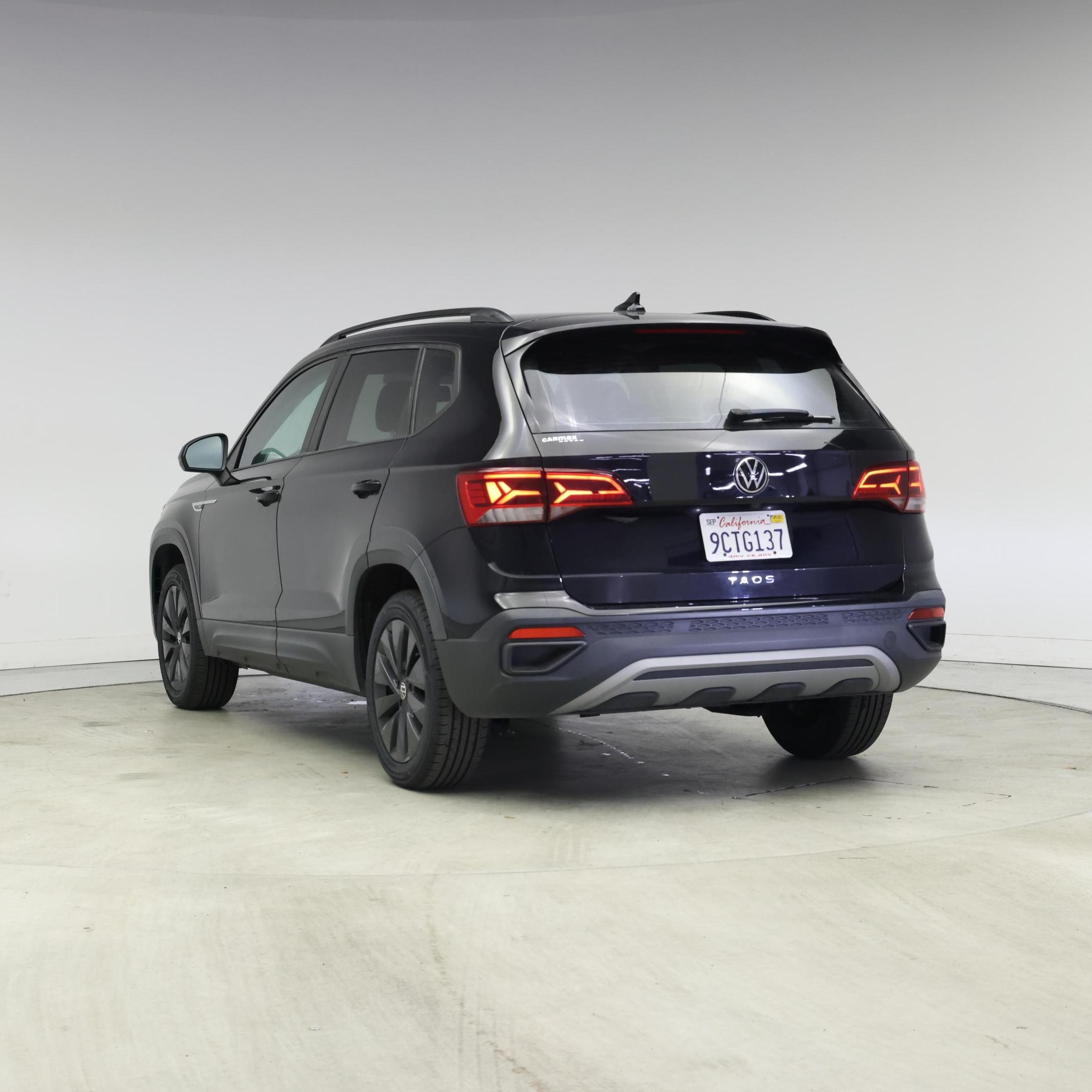 Thumbnail: 2022 Volkswagen Taos - 2