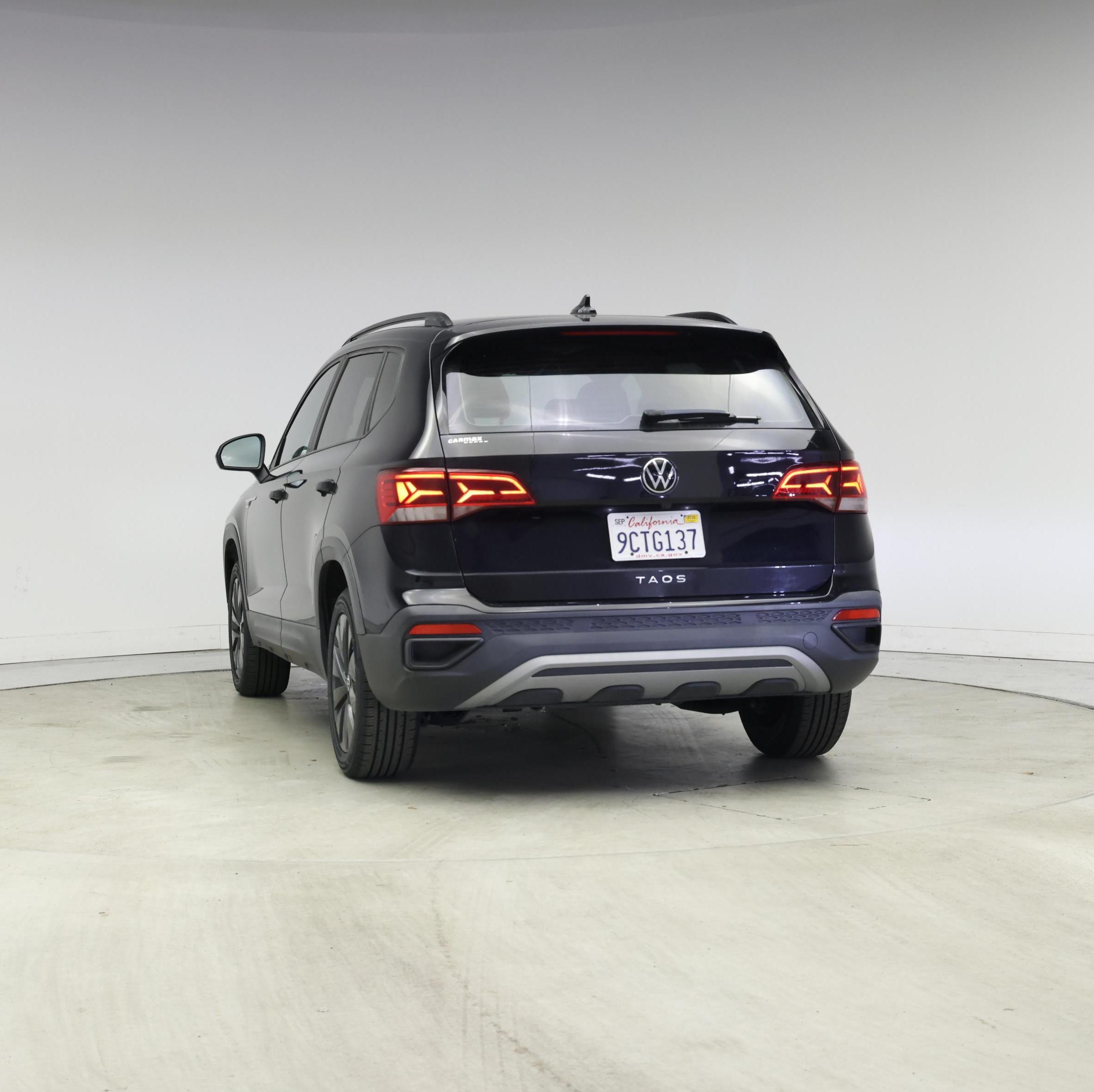 Thumbnail: 2022 Volkswagen Taos - 6