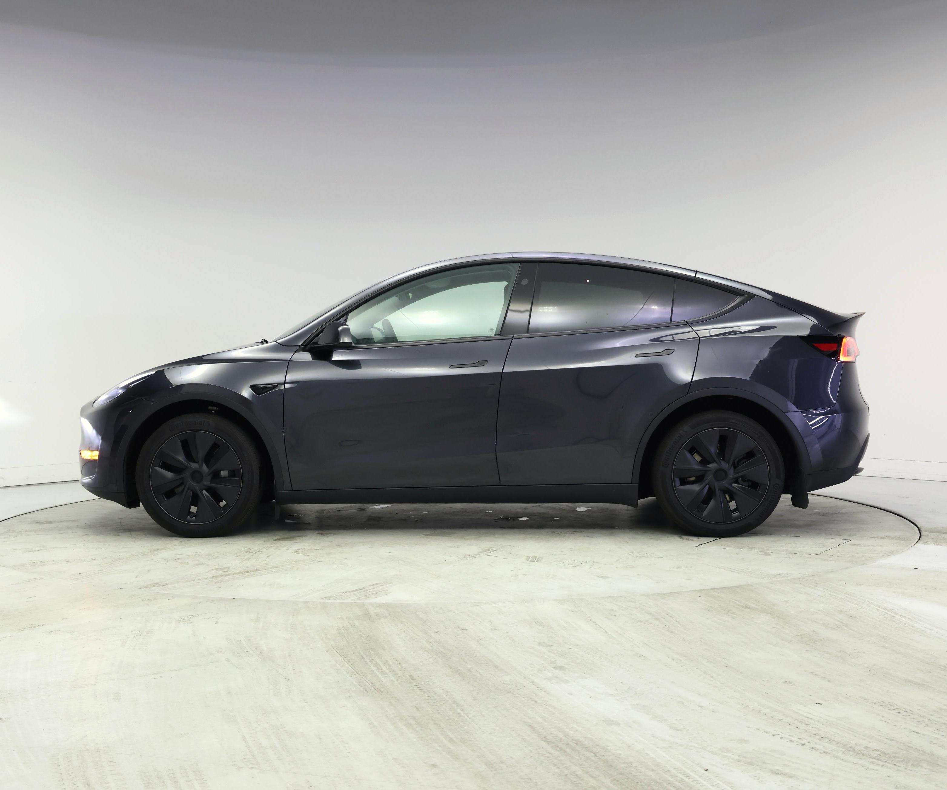 Thumbnail: 2024 Tesla Model Y - 3