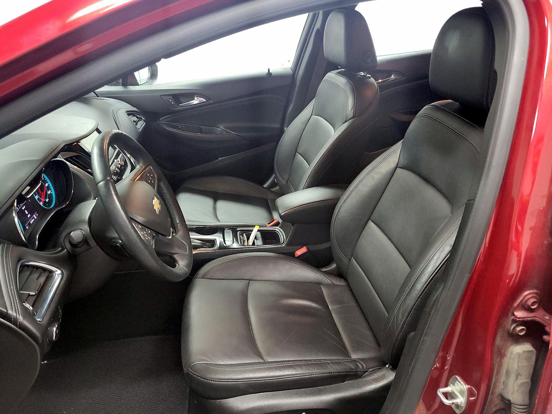 Thumbnail: 2017 Chevrolet Cruze - 11