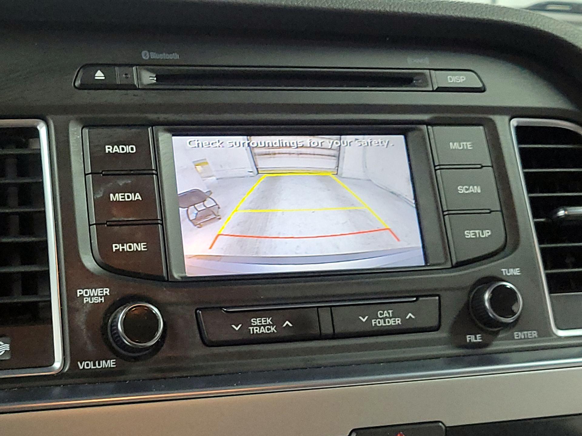 Thumbnail: 2015 Hyundai Sonata - 13