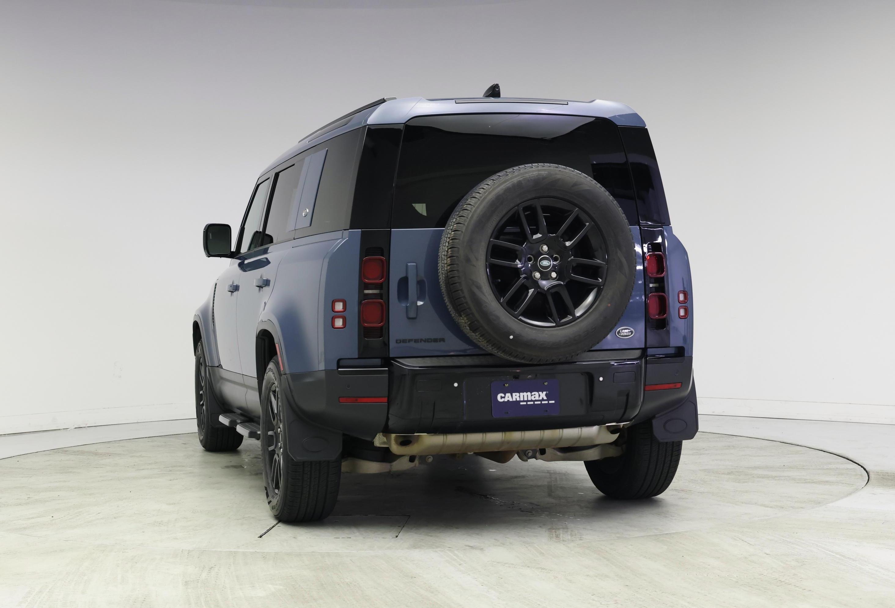 Thumbnail: 2022 Land Rover Defender - 6
