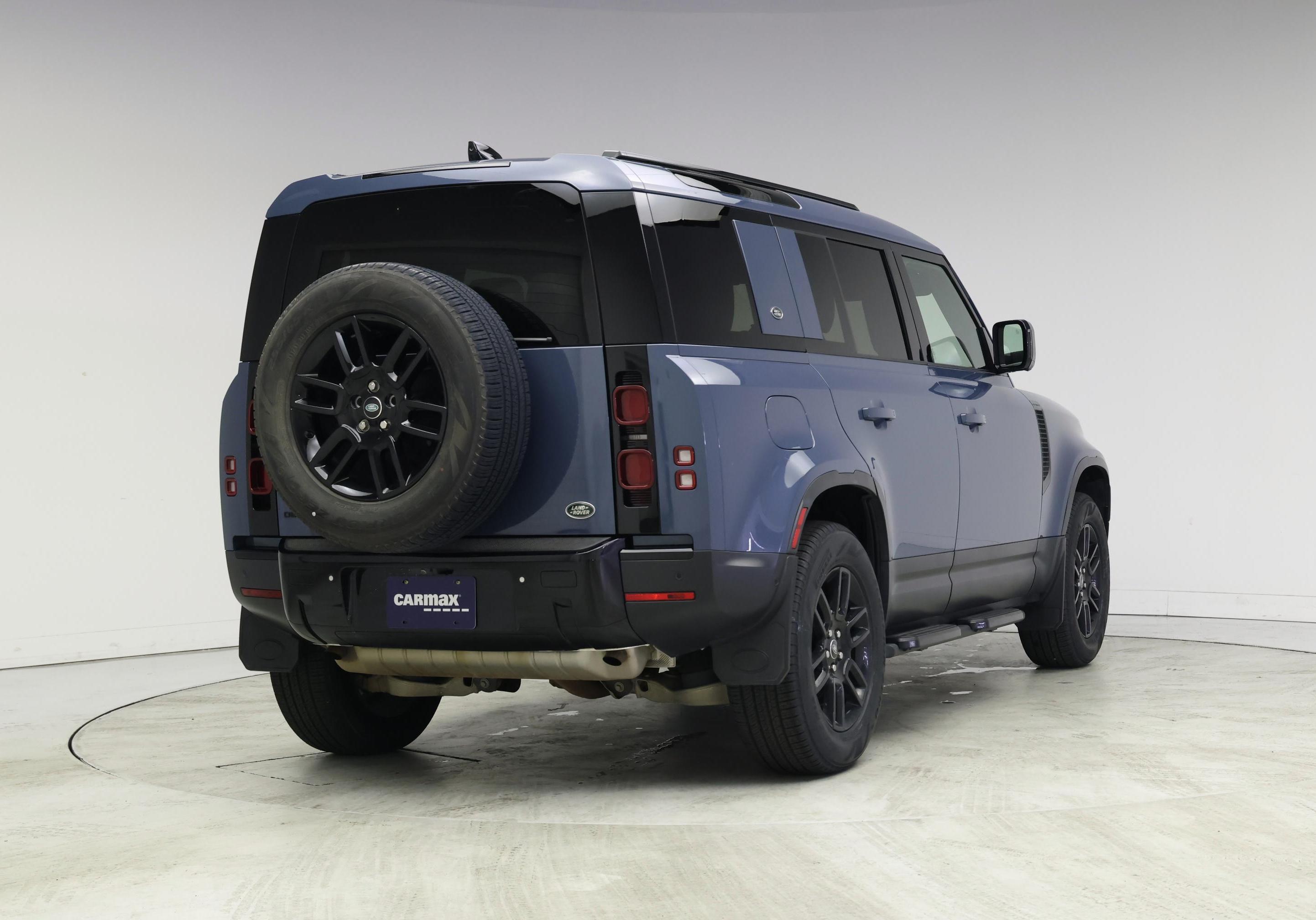 Thumbnail: 2022 Land Rover Defender - 8