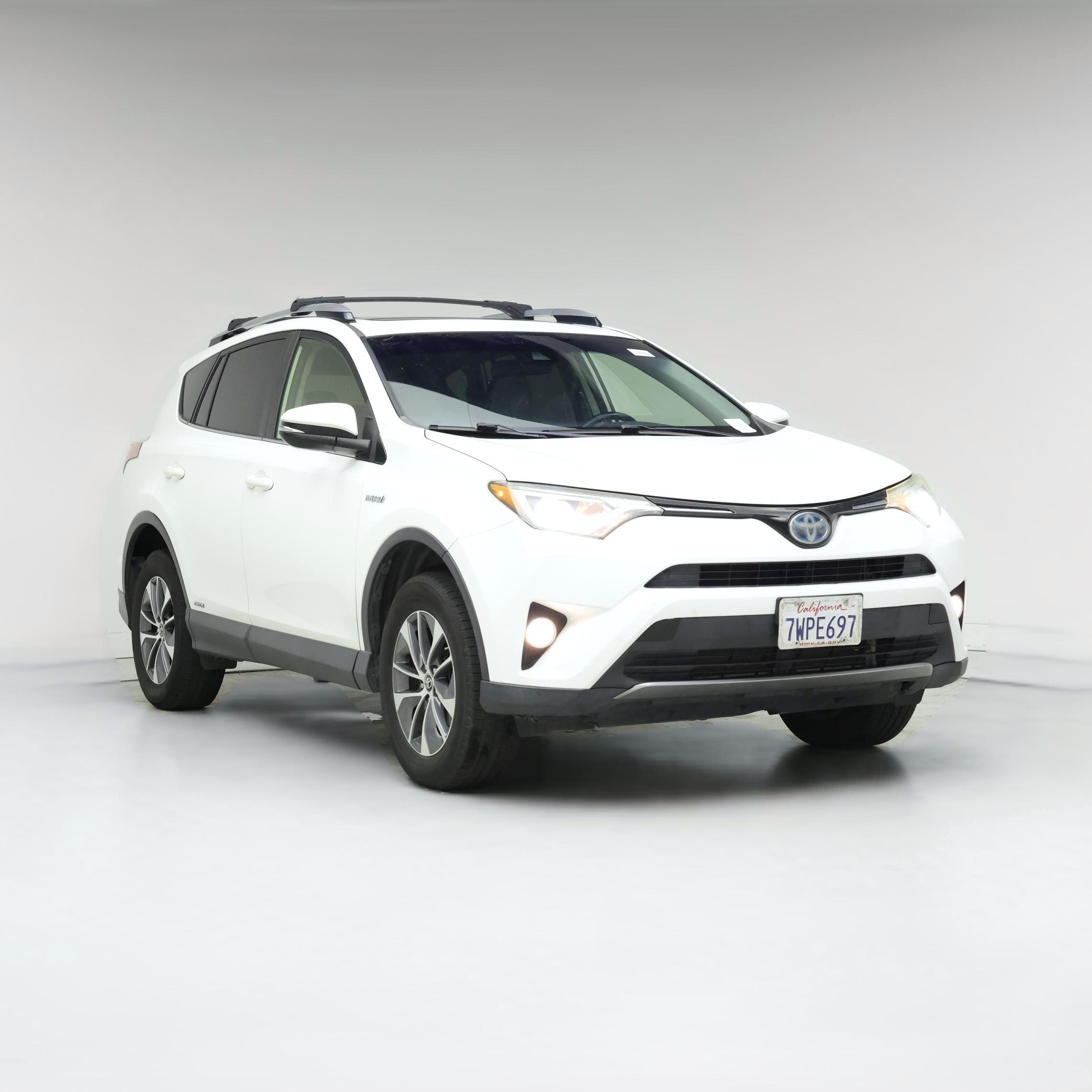 Thumbnail: 2017 Toyota RAV4 - 1