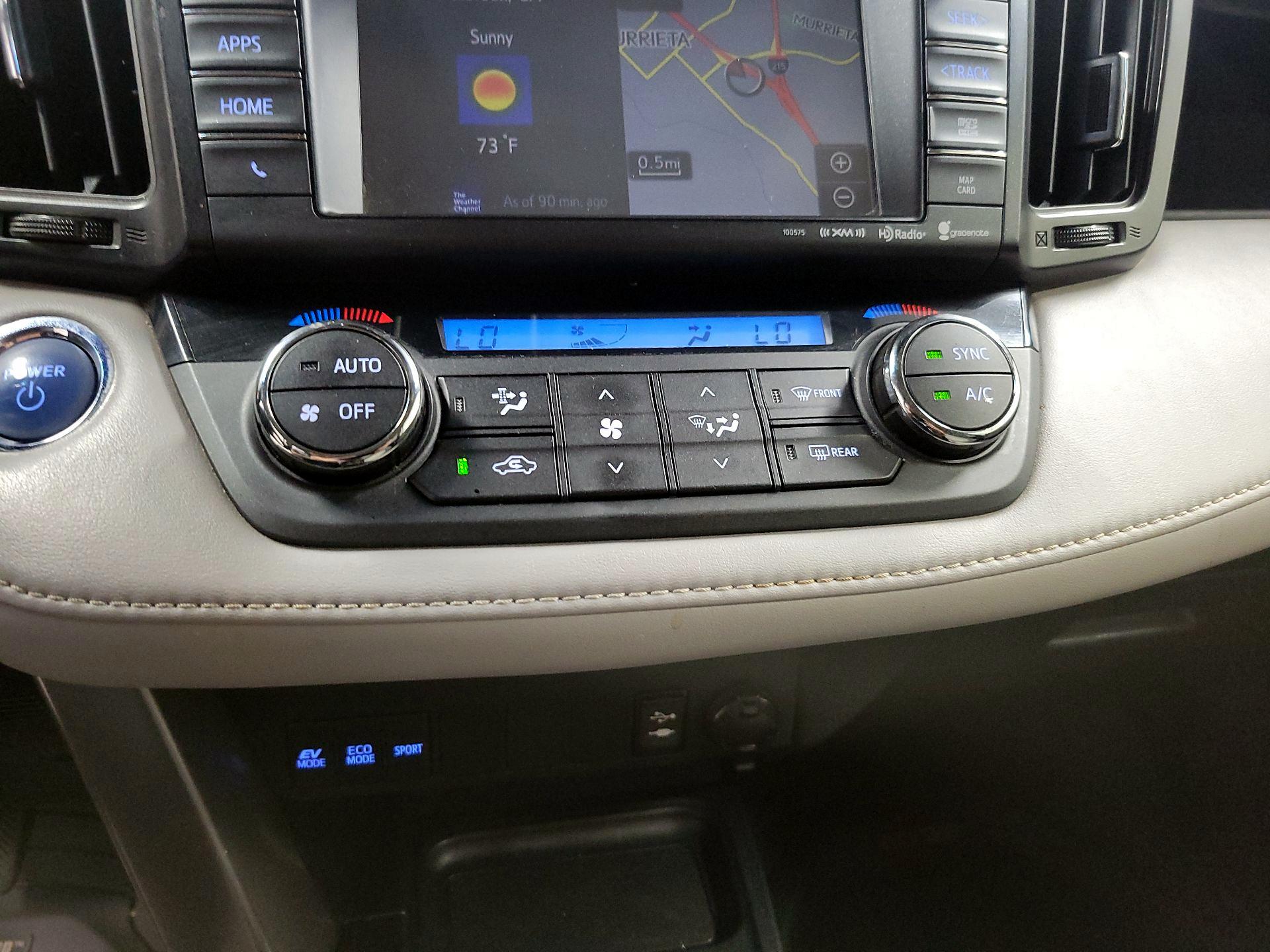 Thumbnail: 2017 Toyota RAV4 - 15