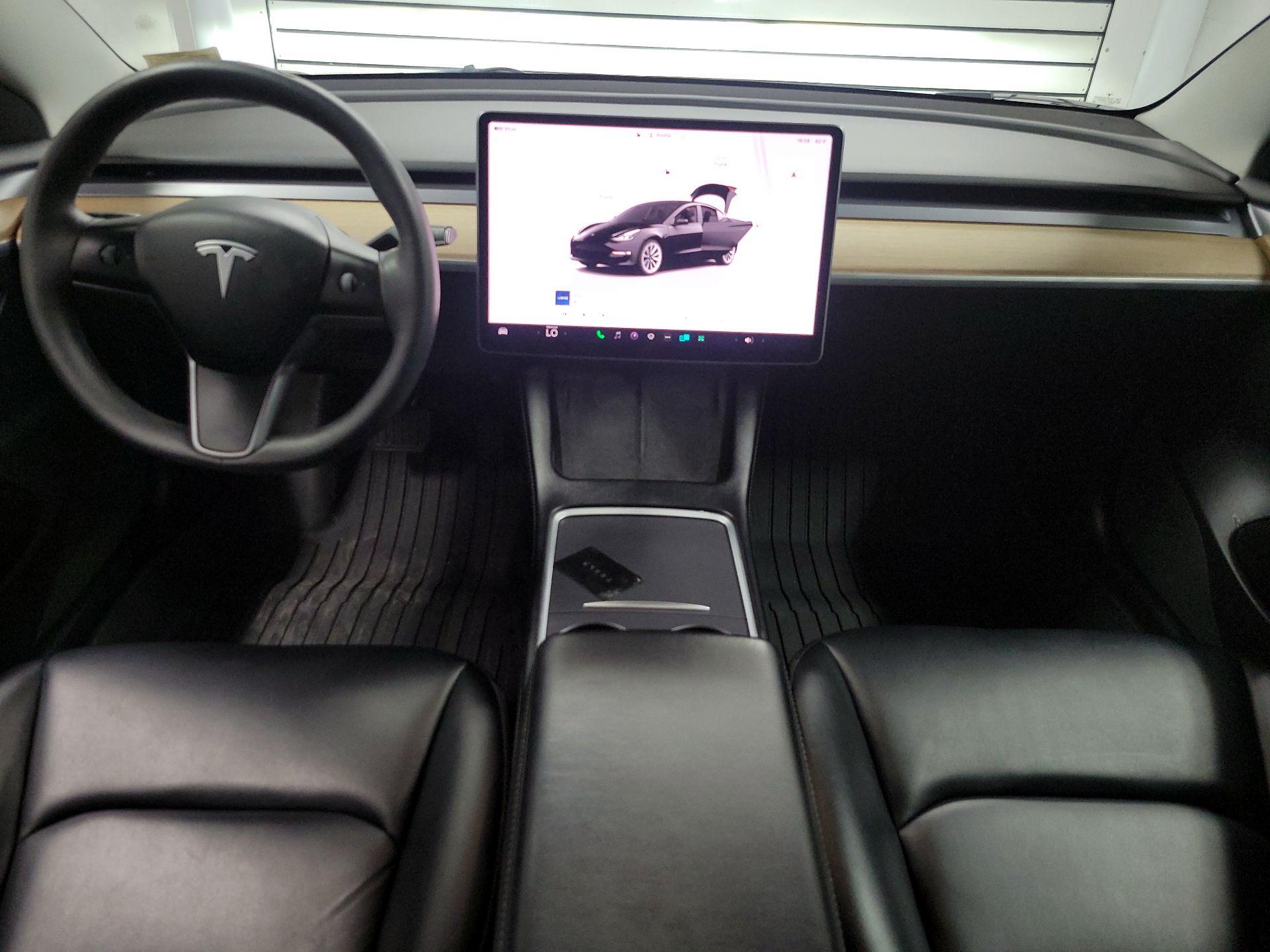 Thumbnail: 2022 Tesla Model 3 - 9