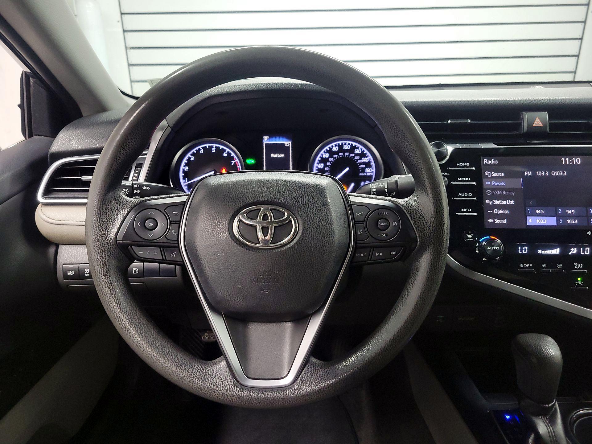 Thumbnail: 2018 Toyota Camry - 10