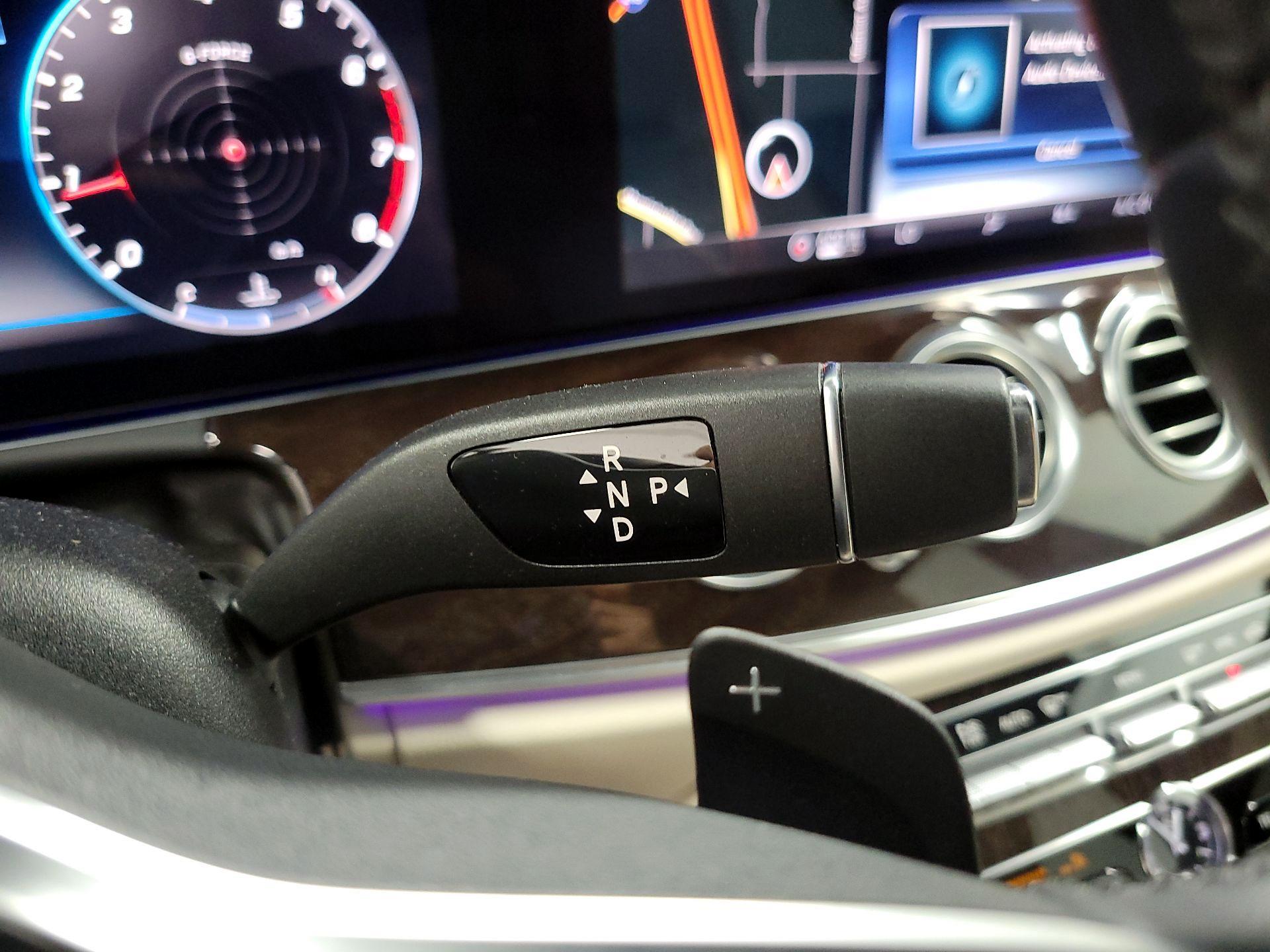 Thumbnail: 2020 Mercedes-Benz E-Class - 17