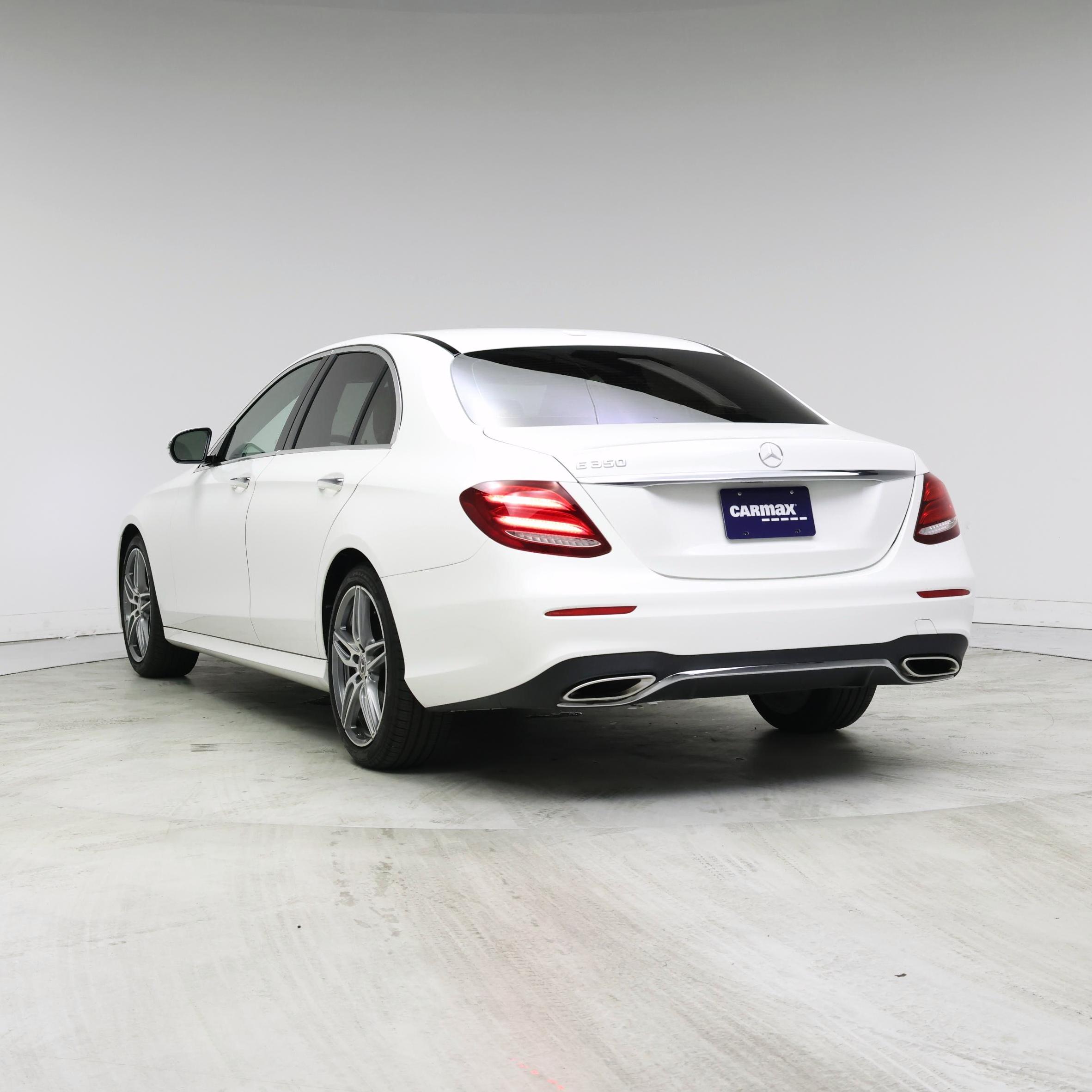Thumbnail: 2020 Mercedes-Benz E-Class - 2