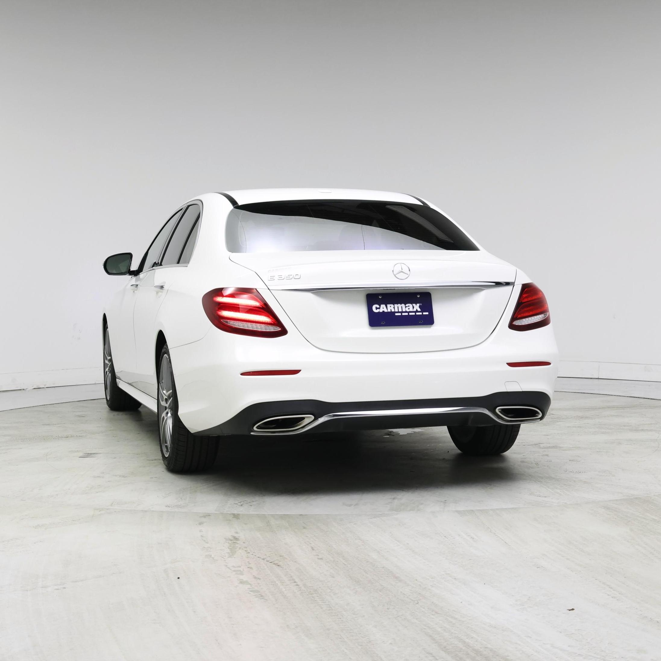 Thumbnail: 2020 Mercedes-Benz E-Class - 6