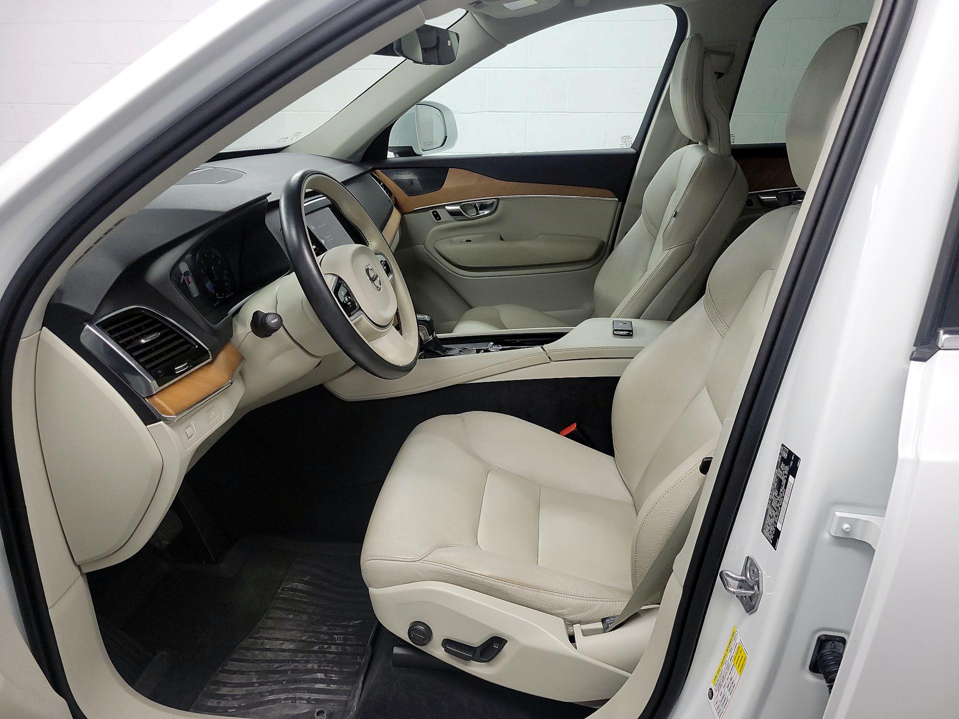 Thumbnail: 2021 Volvo XC90 - 11