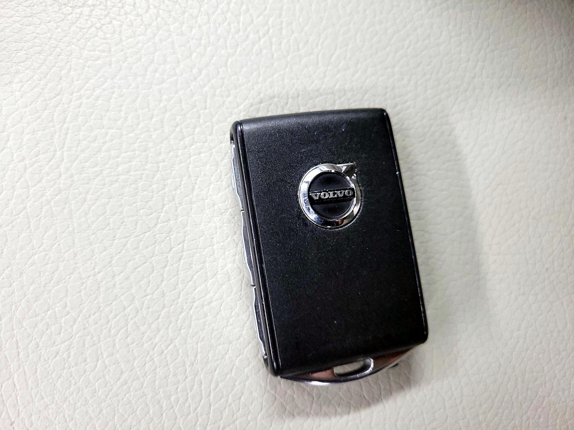 Thumbnail: 2021 Volvo XC90 - 19