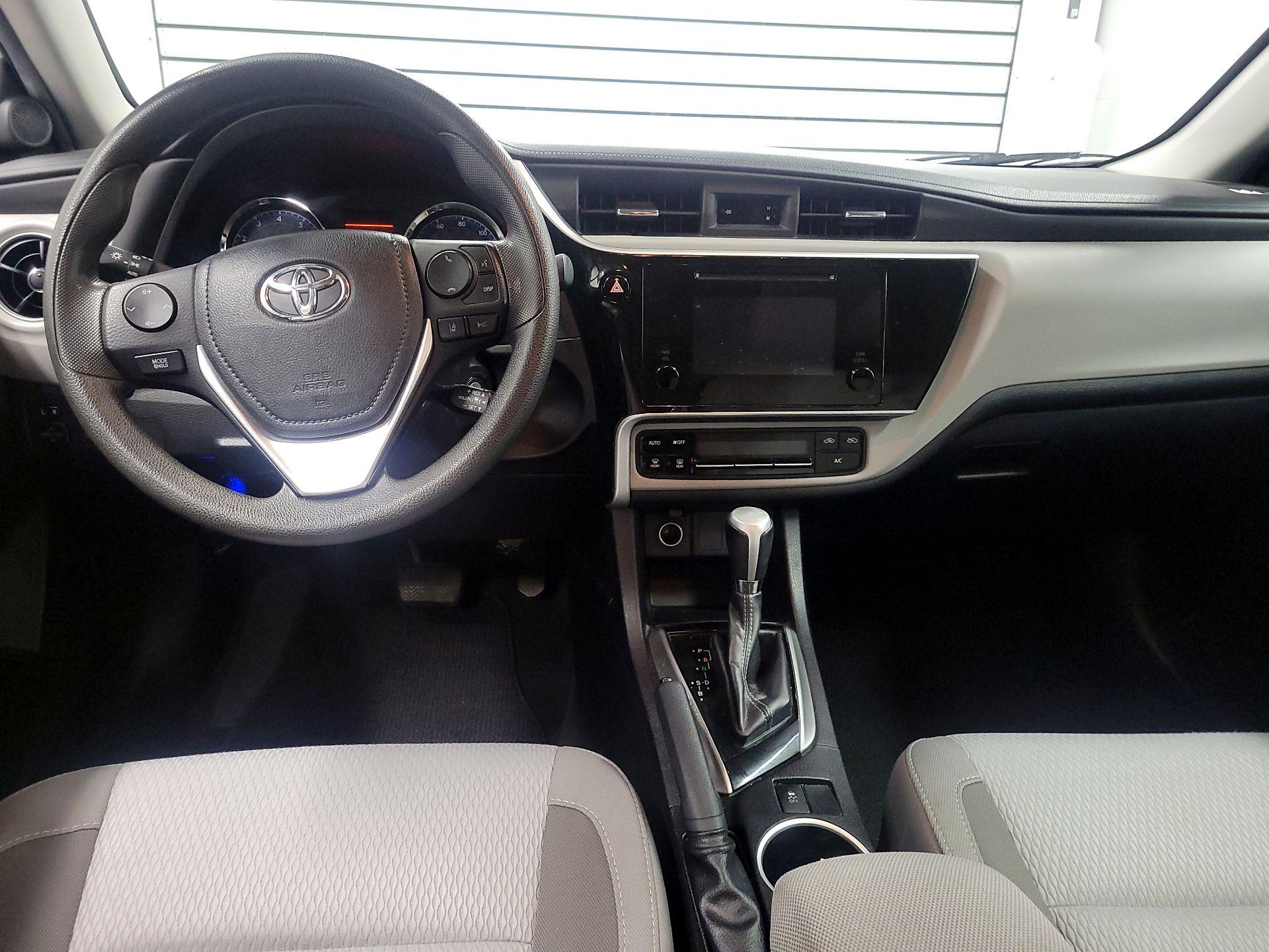 Thumbnail: 2019 Toyota Corolla - 9