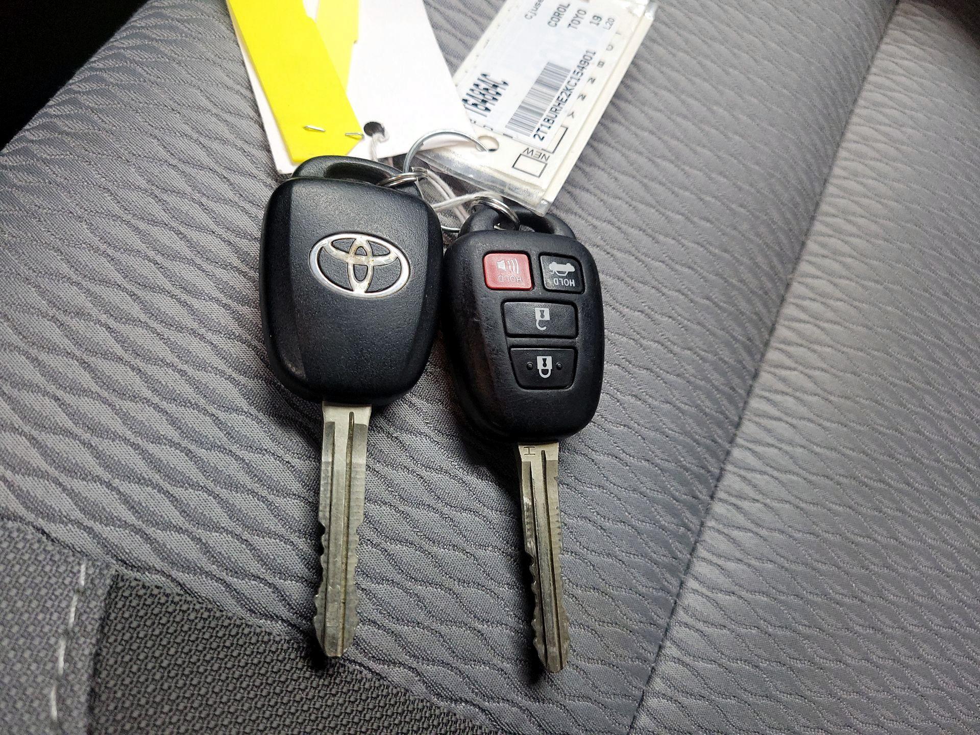 Thumbnail: 2019 Toyota Corolla - 19