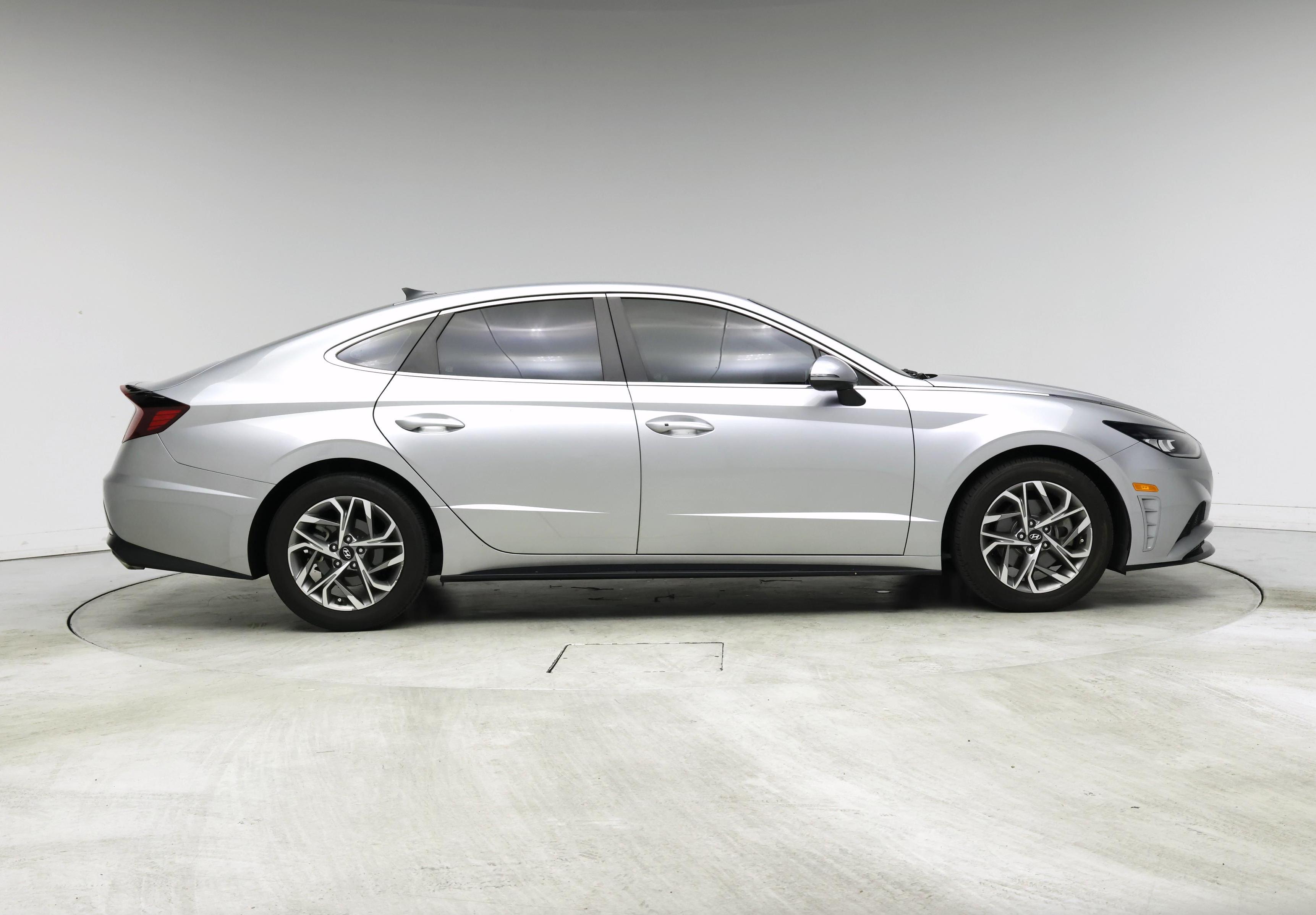 Thumbnail: 2021 Hyundai Sonata - 7
