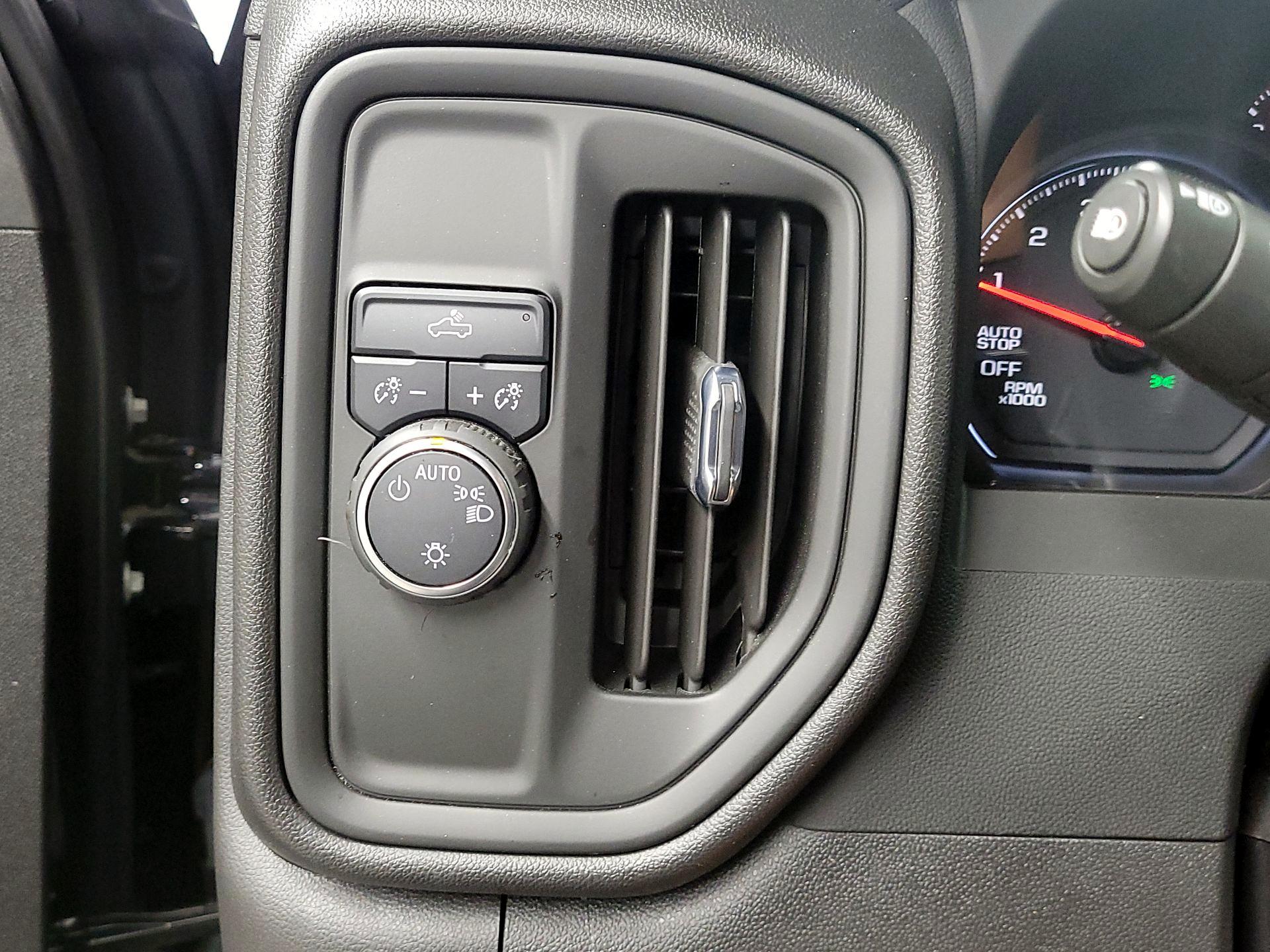 Thumbnail: 2023 Chevrolet Silverado 1500 - 13