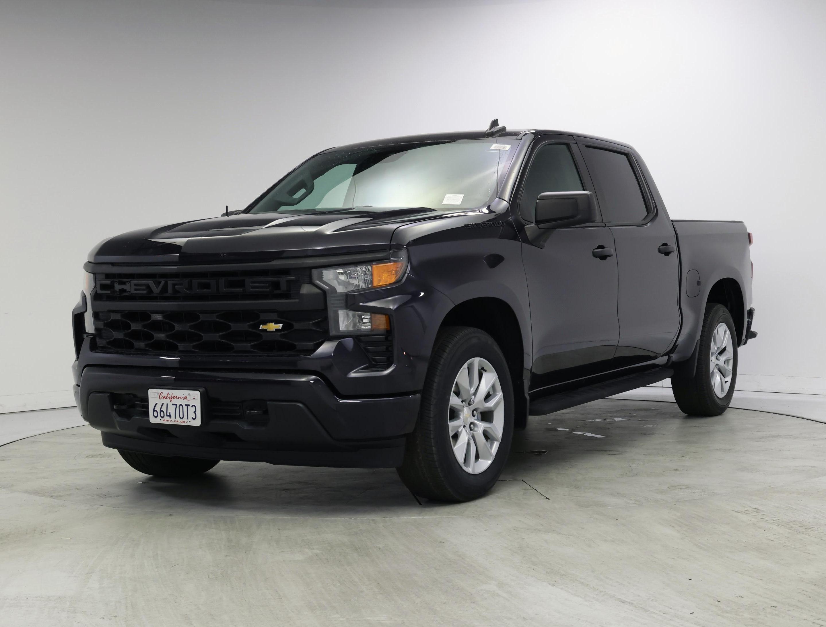 Thumbnail: 2023 Chevrolet Silverado 1500 - 4
