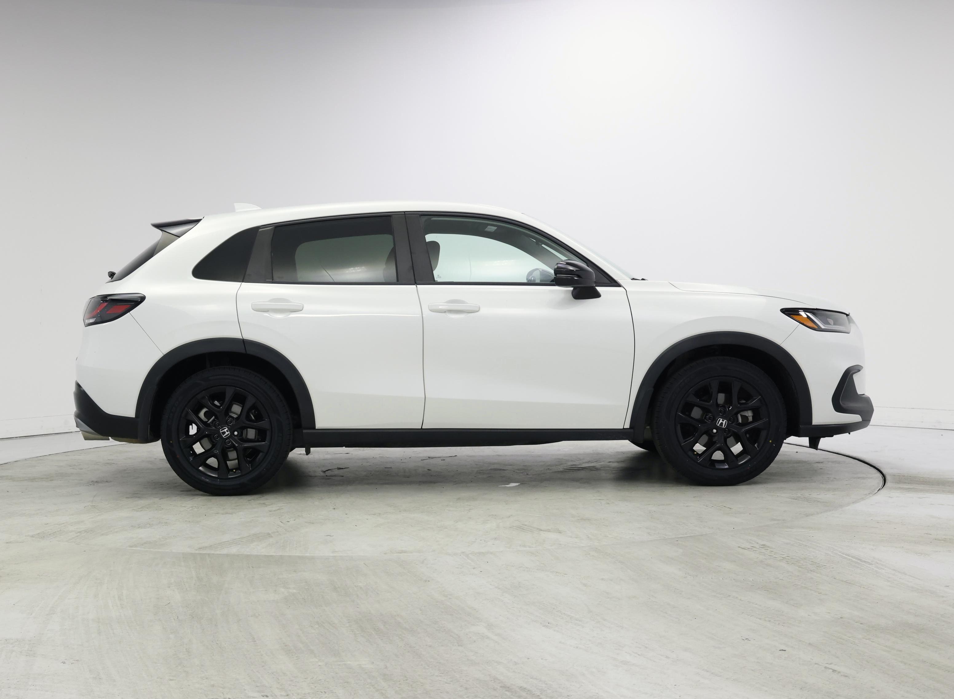 Thumbnail: 2023 Honda HR-V - 7