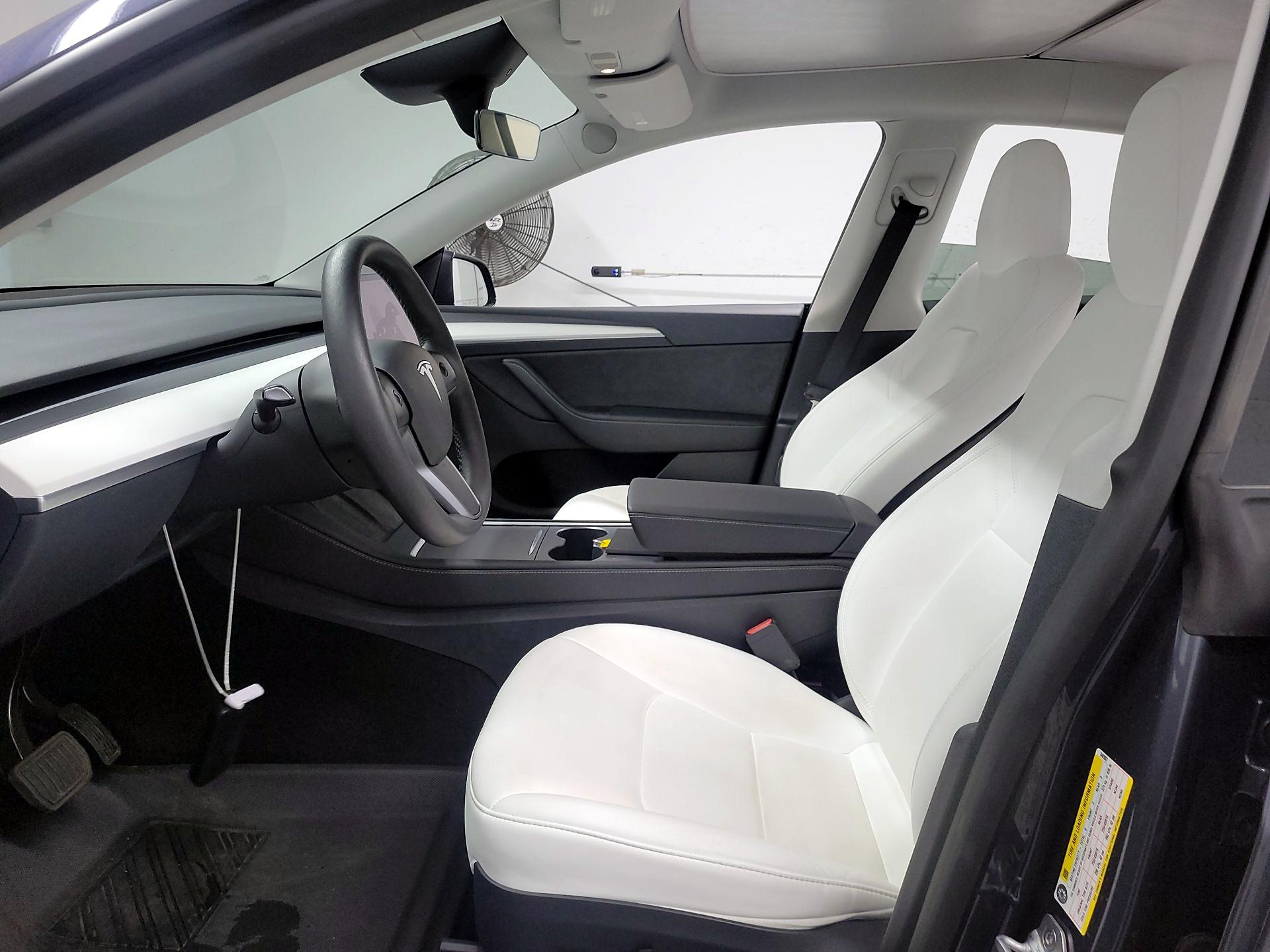 Thumbnail: 2023 Tesla Model Y - 11