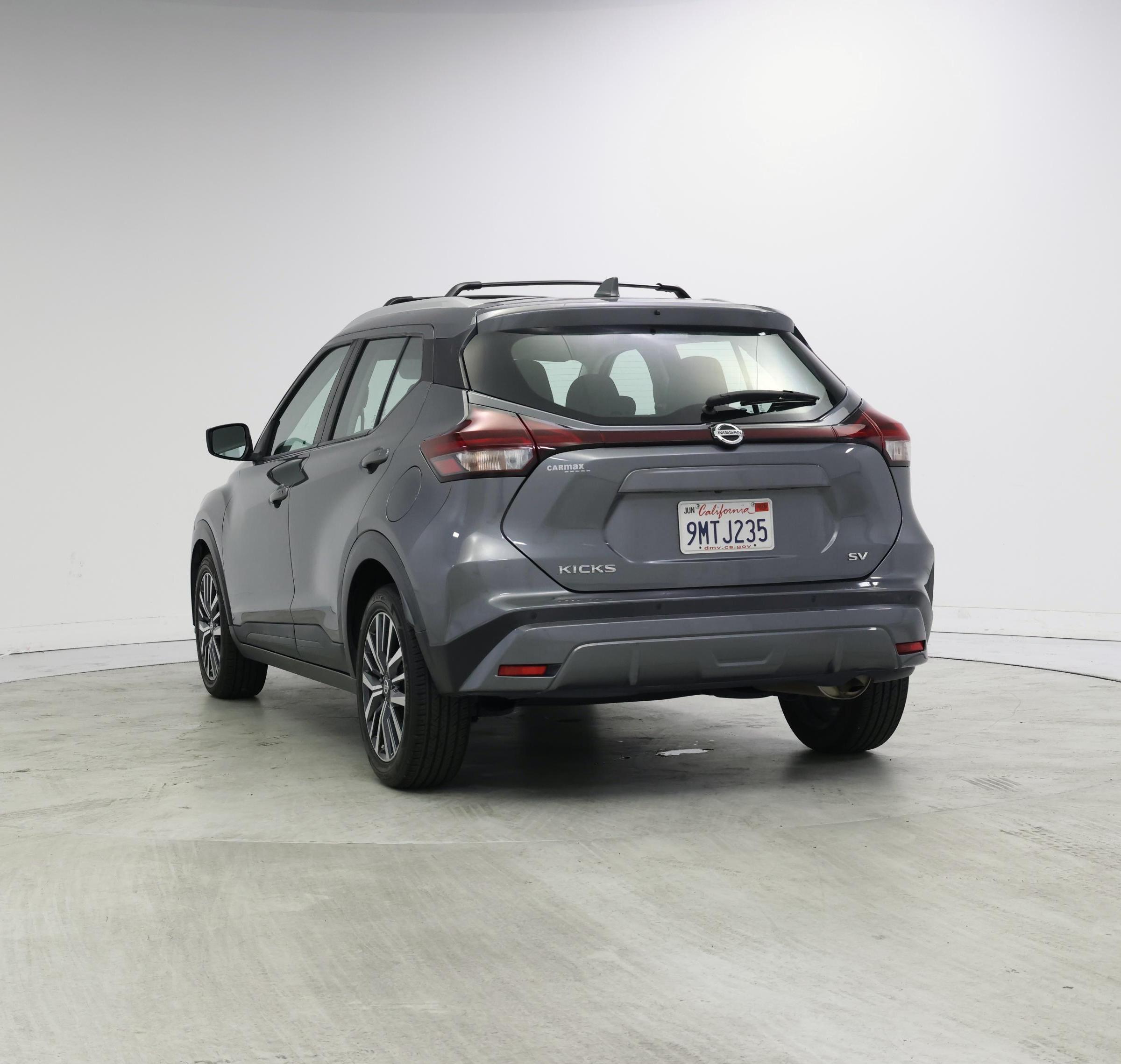 Thumbnail: 2021 Nissan Kicks - 2