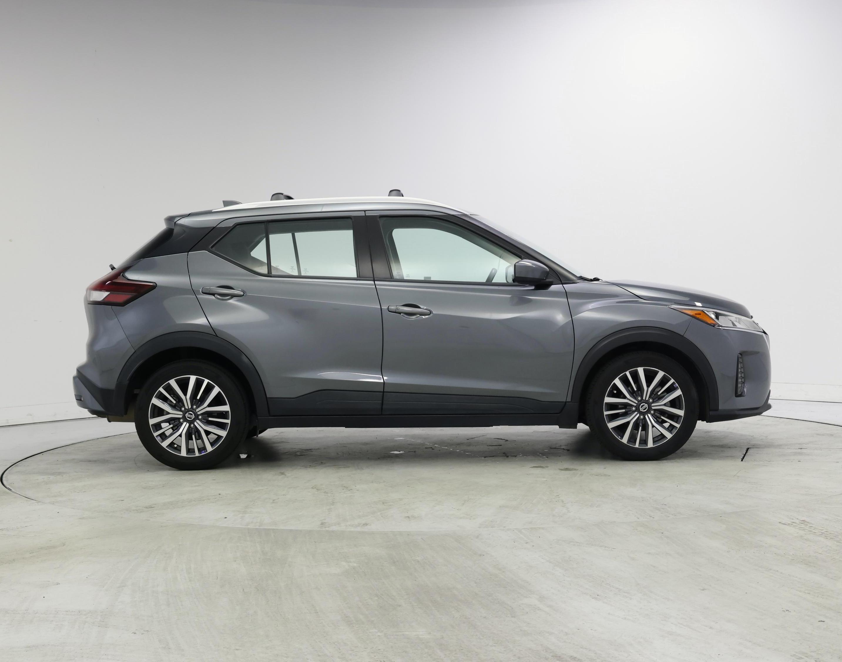 Thumbnail: 2021 Nissan Kicks - 7