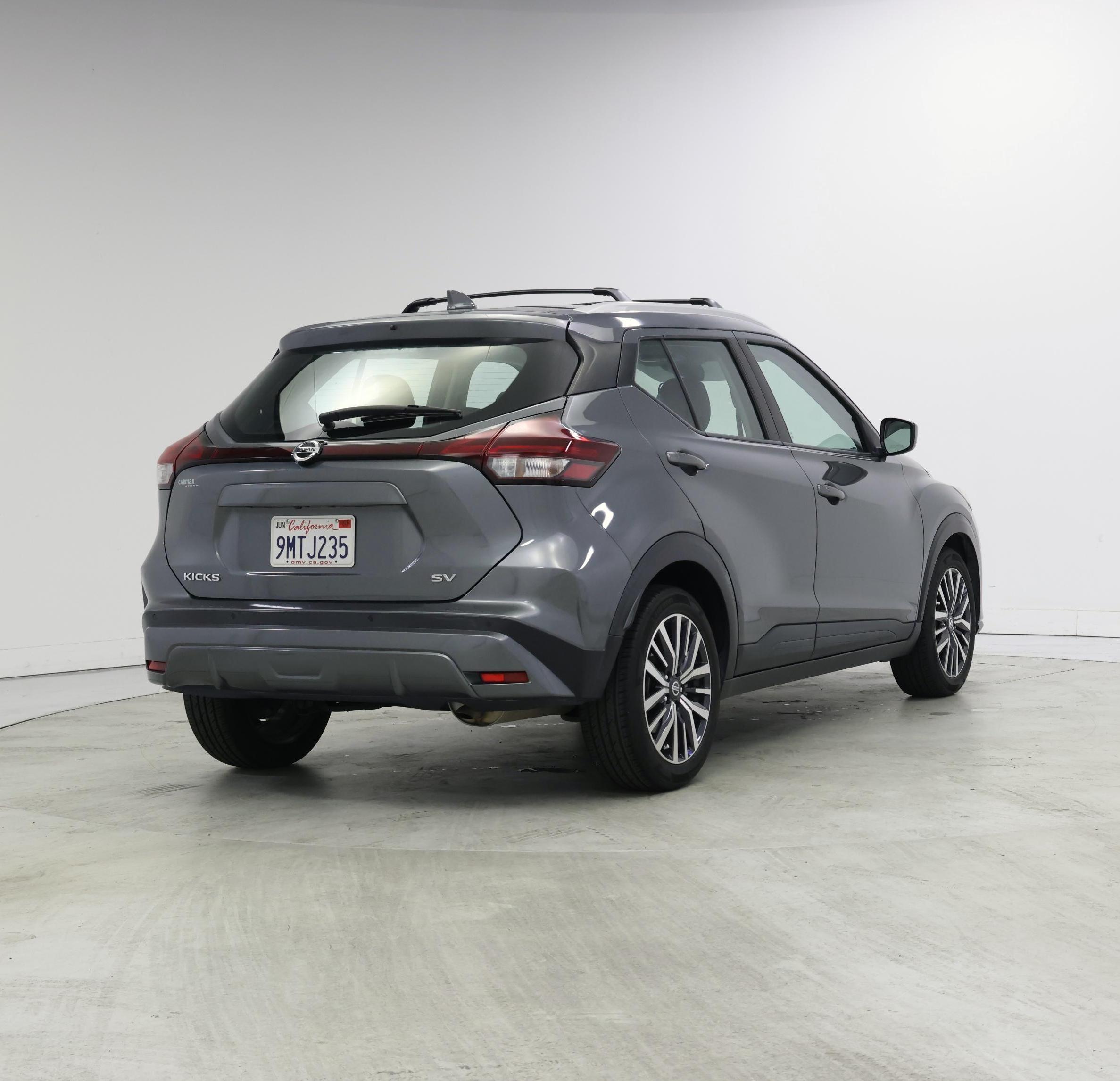 Thumbnail: 2021 Nissan Kicks - 8