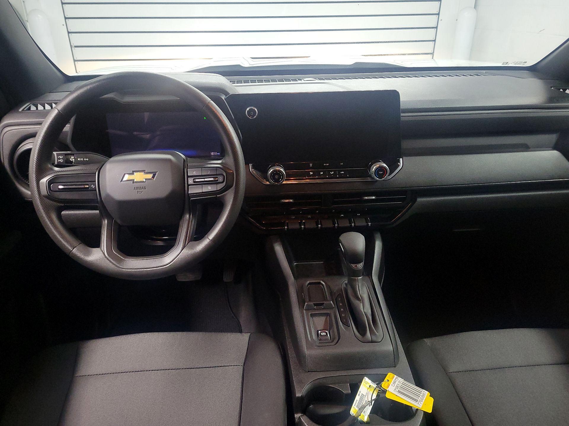 Thumbnail: 2024 Chevrolet Colorado - 9