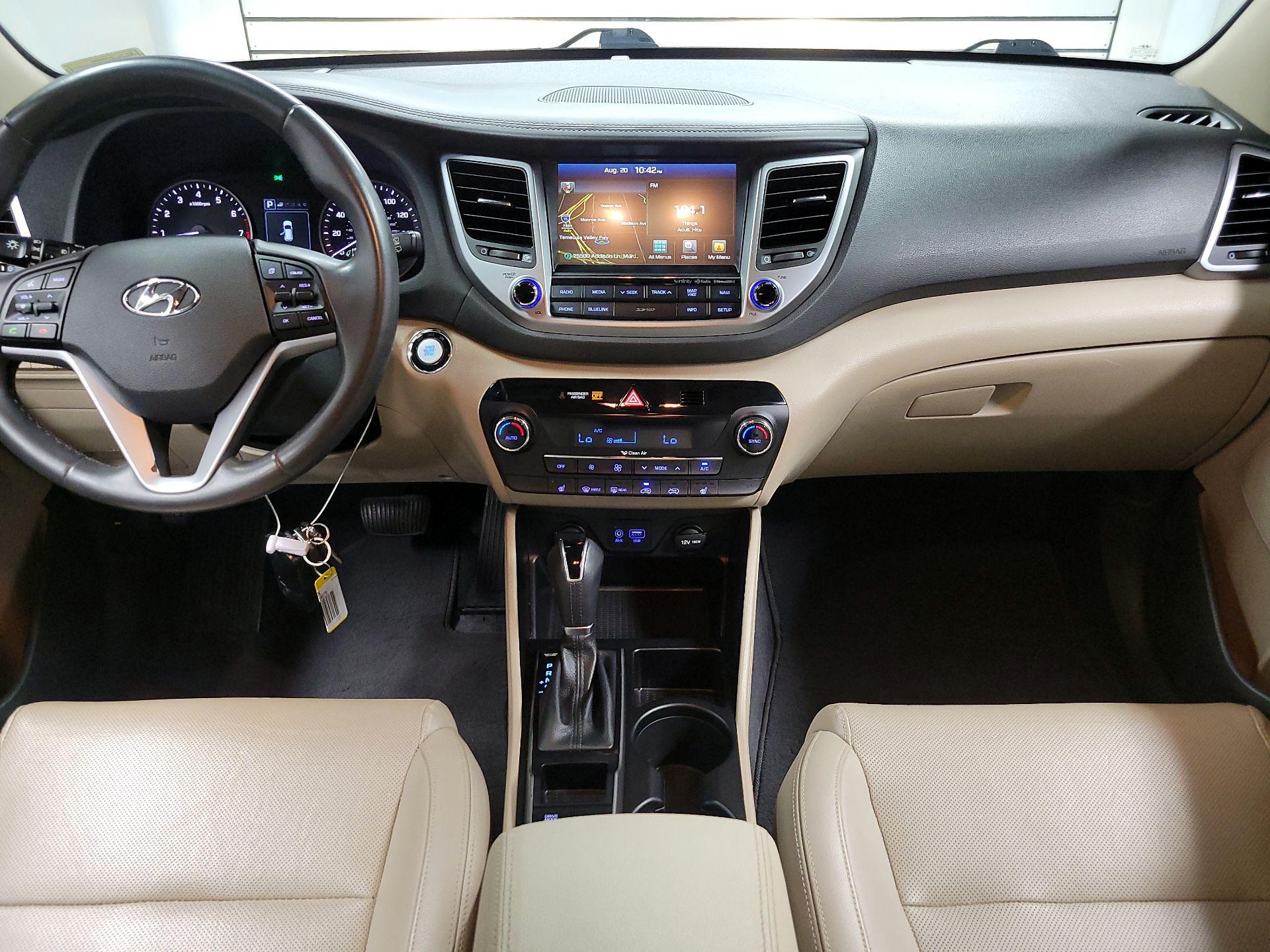 Thumbnail: 2017 Hyundai Tucson - 9